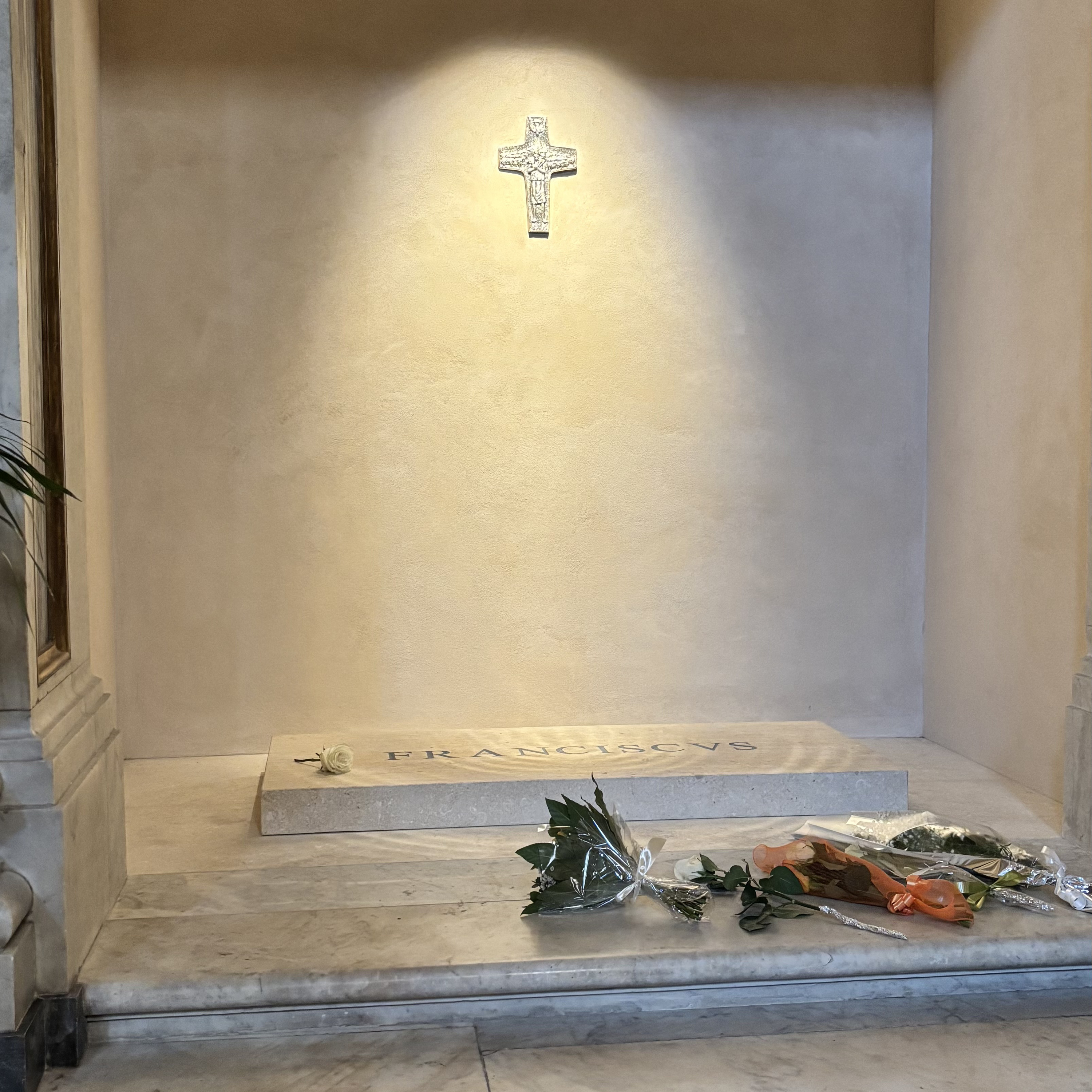 Suy Niệm Kinh Mân Côi mỗi ngày