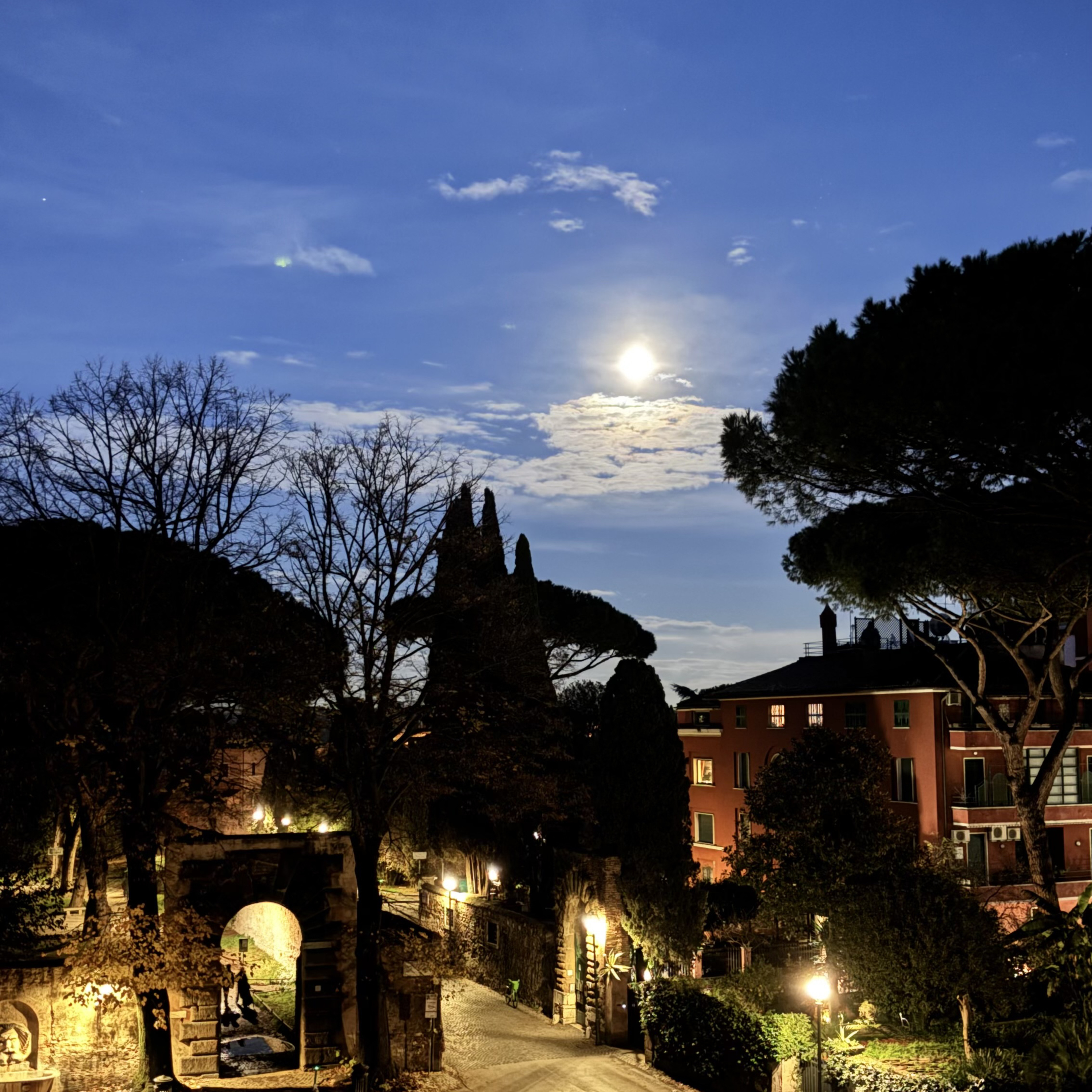 Suy Niệm Kinh Mân Côi mỗi ngày