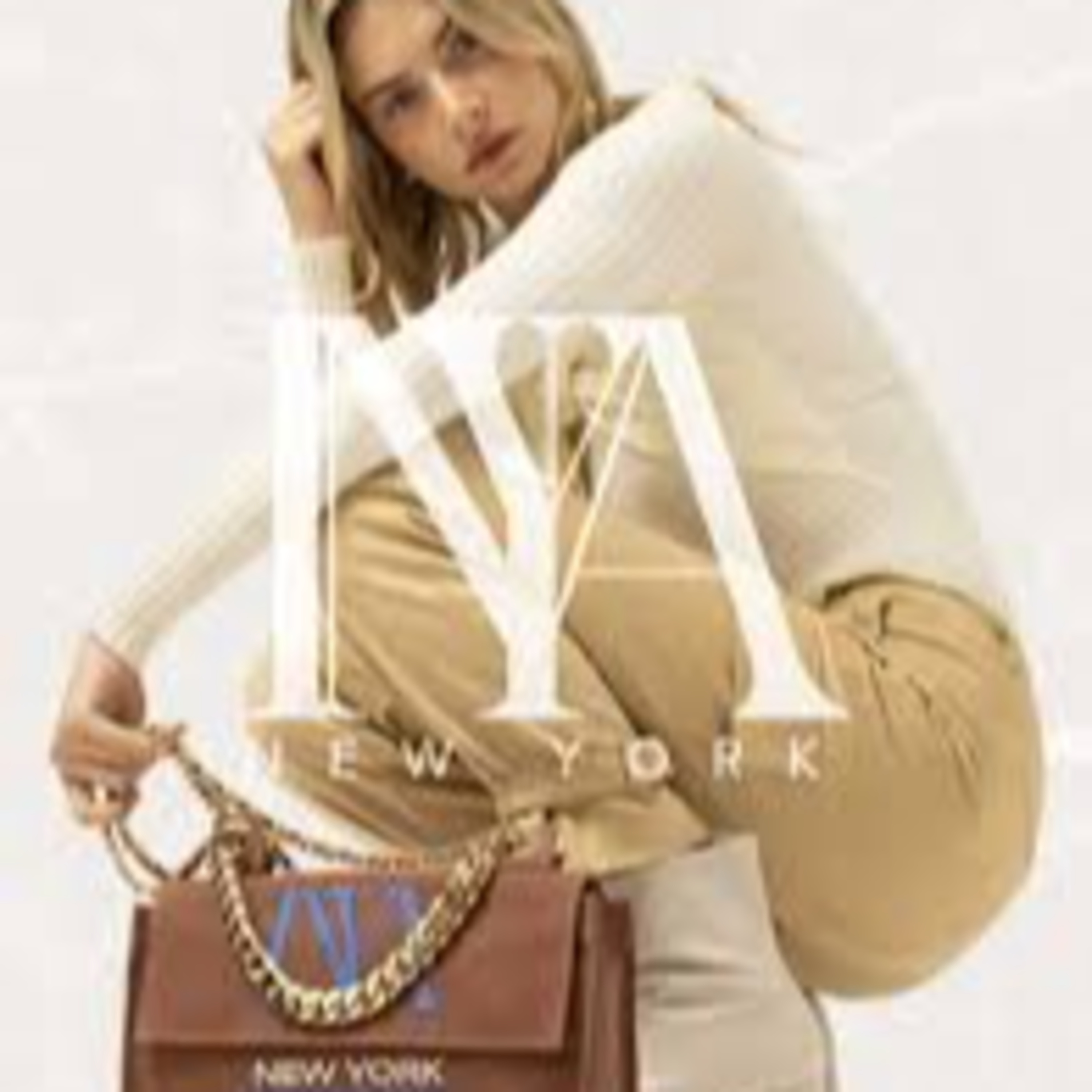 The Timeless Appeal of the Navy Blue Shoulder Bag