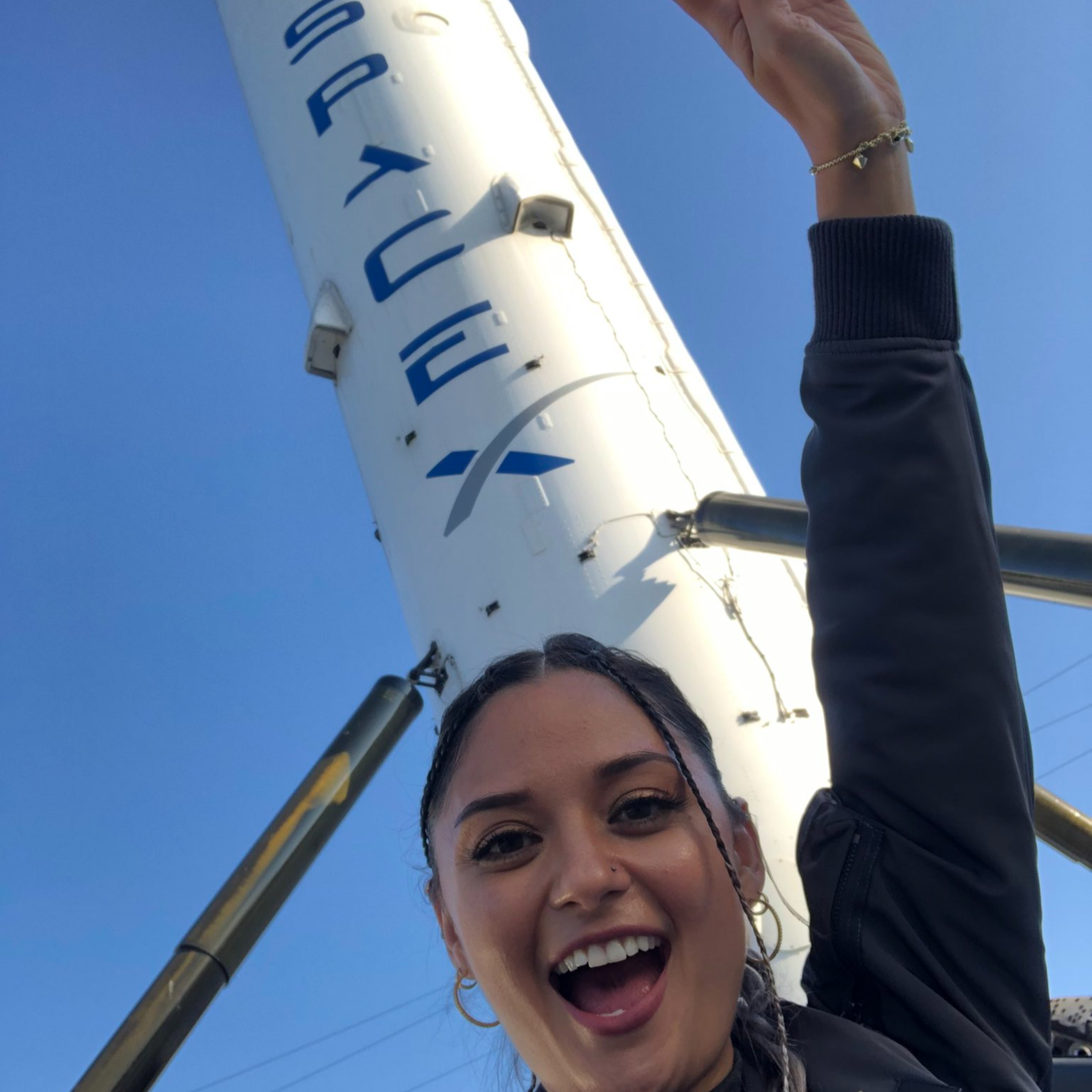 IPO от SpaceX, Электромобиль от Ferrari, ИИ от DELL episode artwork