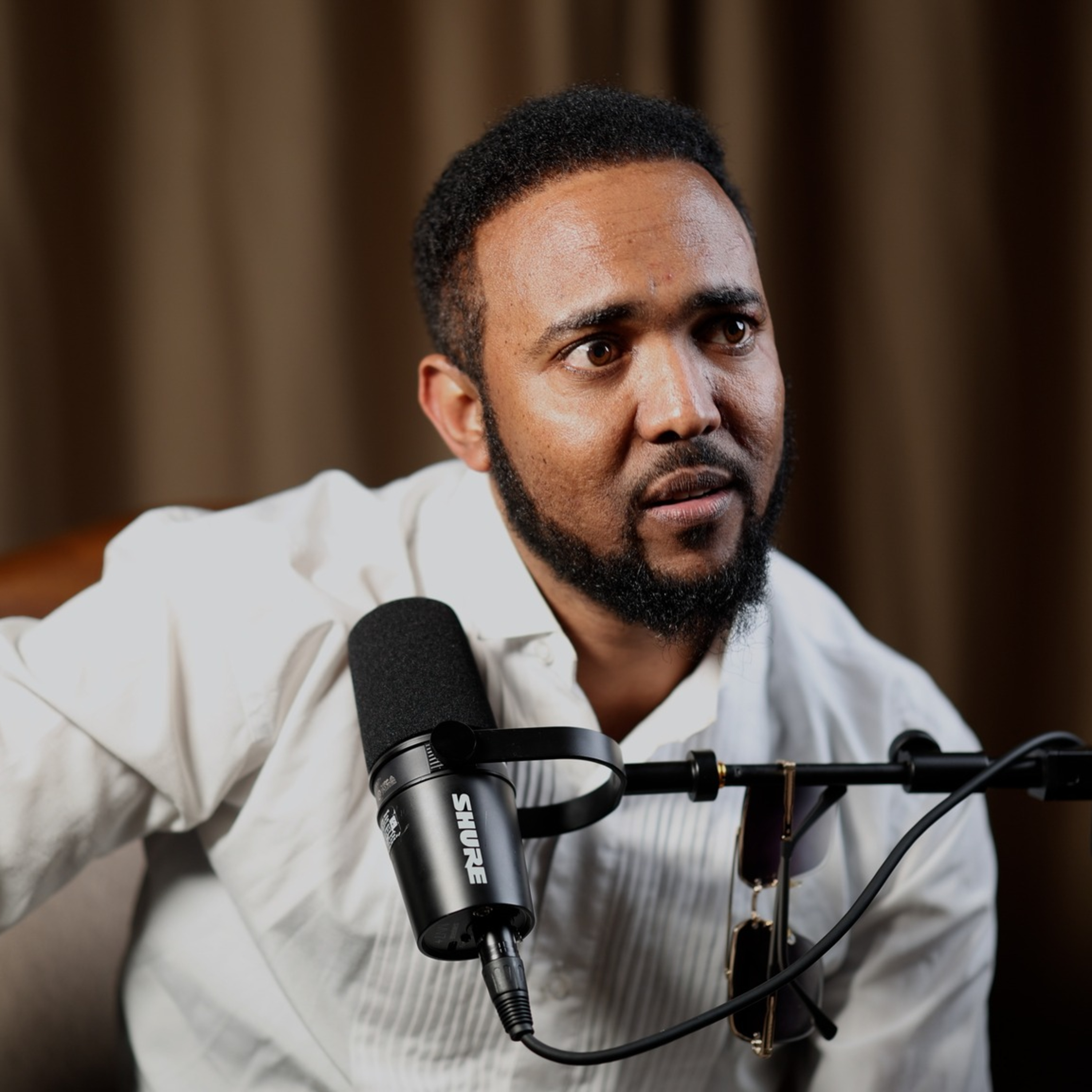 EXCLUSIVE | "Abdirizak Anshax: ‘Waxaan Ayaan ku mehersaday Jeelka Gabiley!’ (Qaybta 2aad – Qiso!)" episode artwork