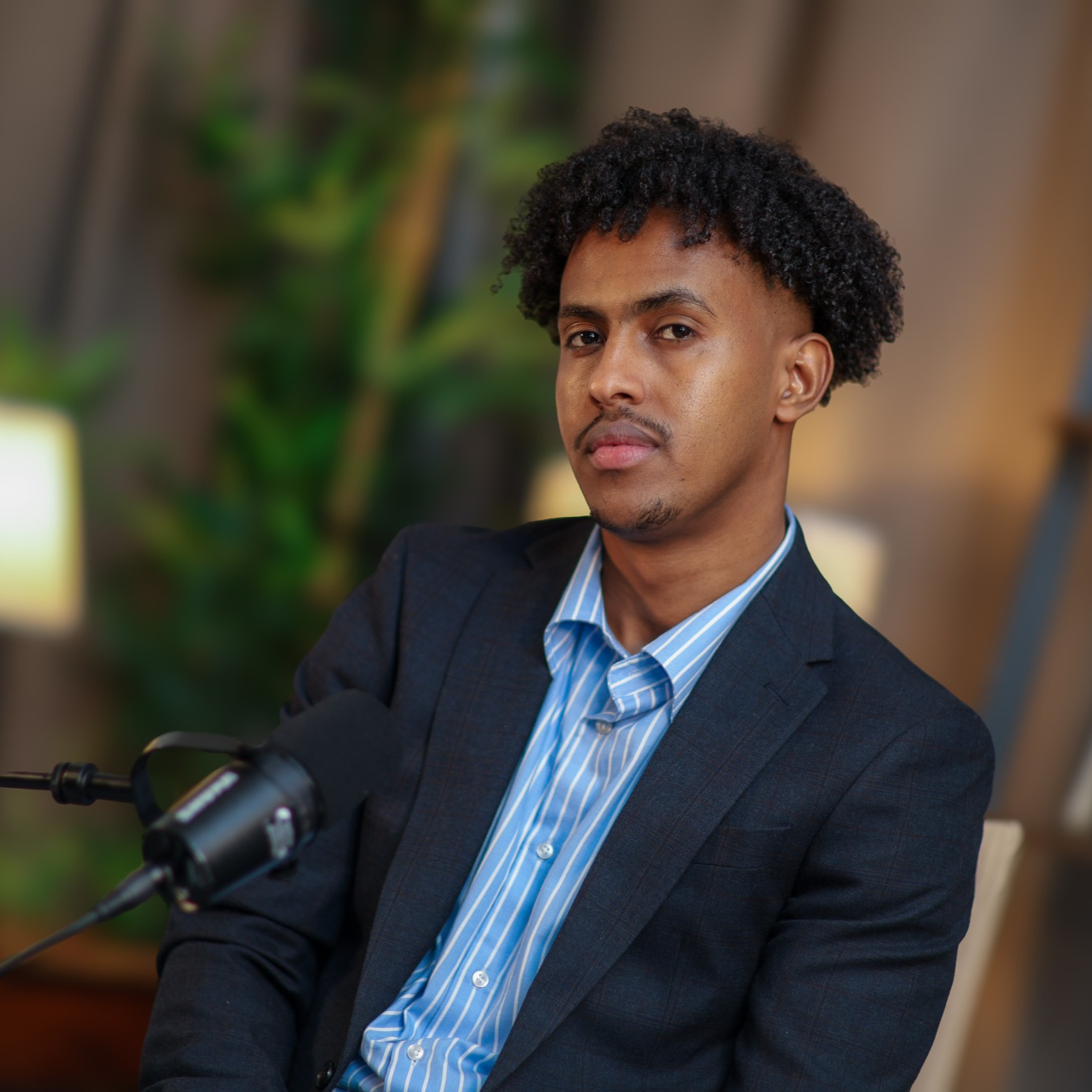 Abdijaliil Iyo Qeys Qosol Iyo Sheeko, Waayo aragnimo Iyo Hal-Abuur. episode artwork