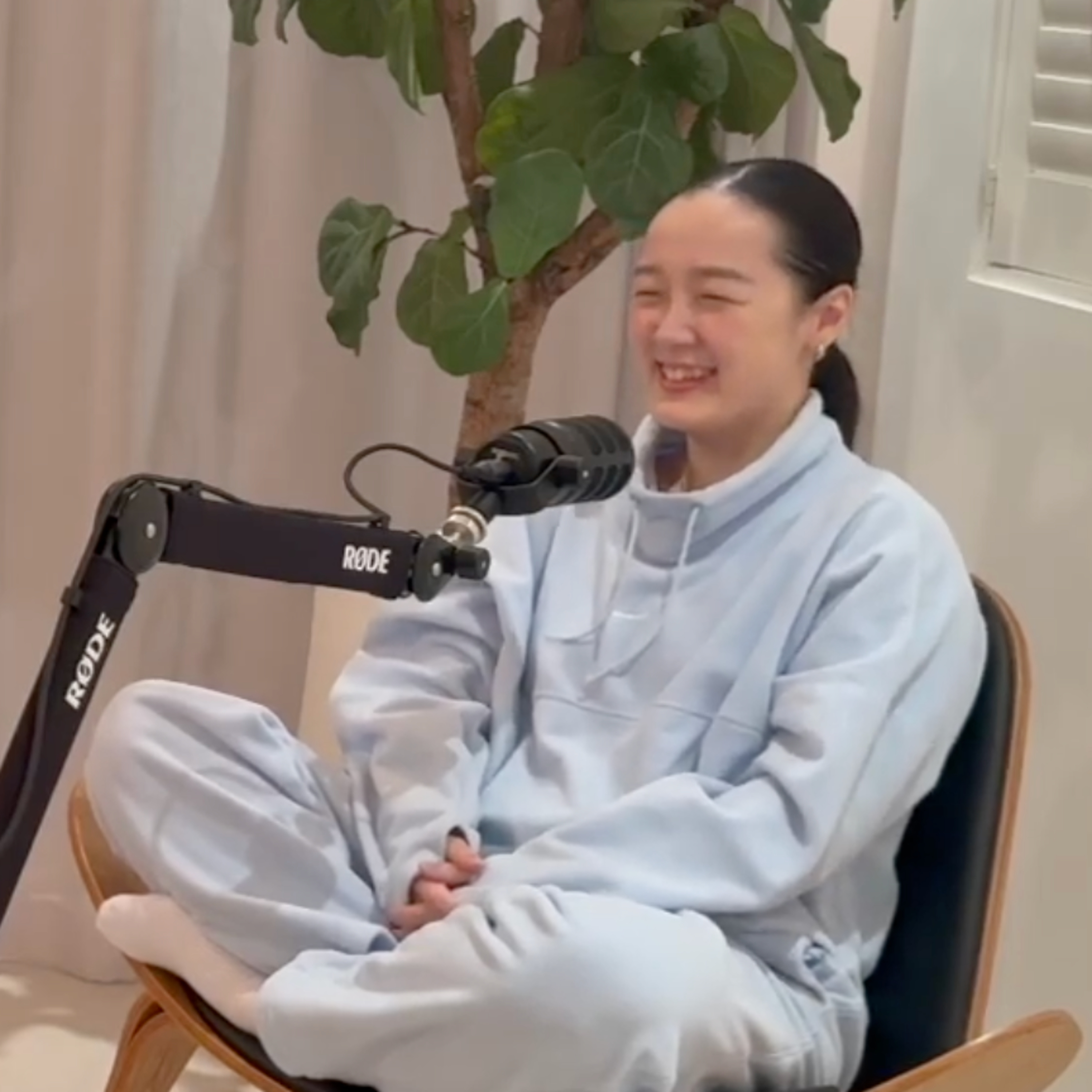 강박에서 멀어지기 | 홀리스 트레이닝 클럽 대표 에스더 | 브레이크포인트 BREAKPOINT episode artwork