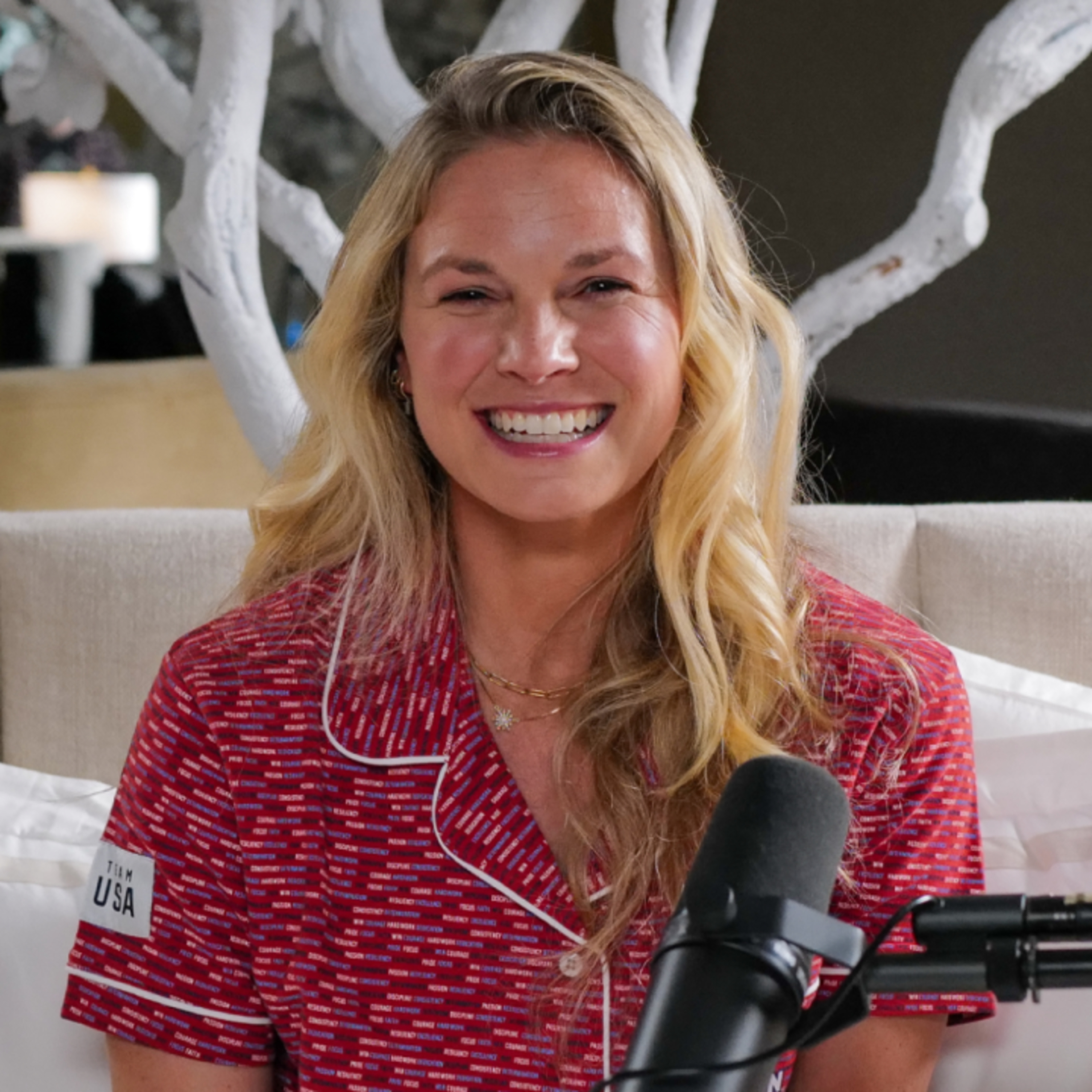 Ep. 02 Guest Jessie Diggins: Finding Joy Through the Pain  episode artwork