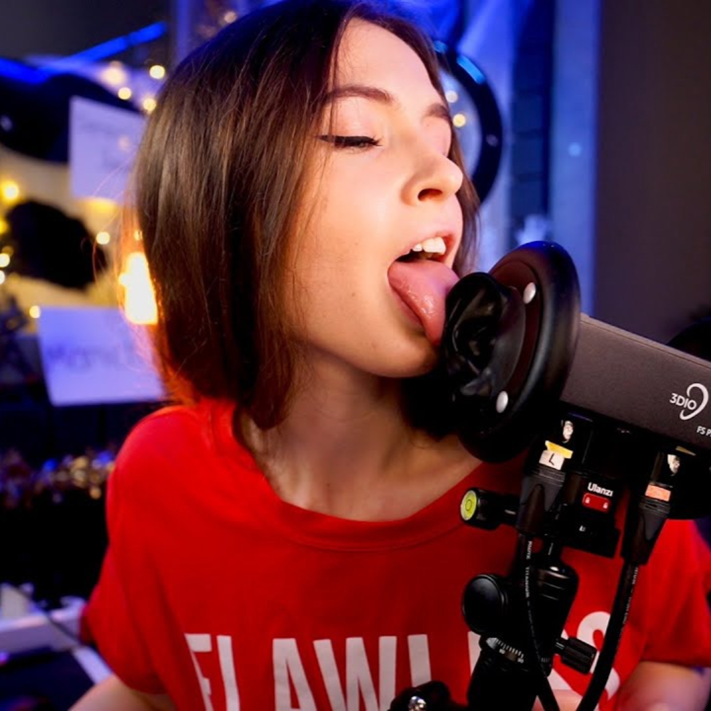 CRAZY ASMR EARLICKING 💖 episode artwork