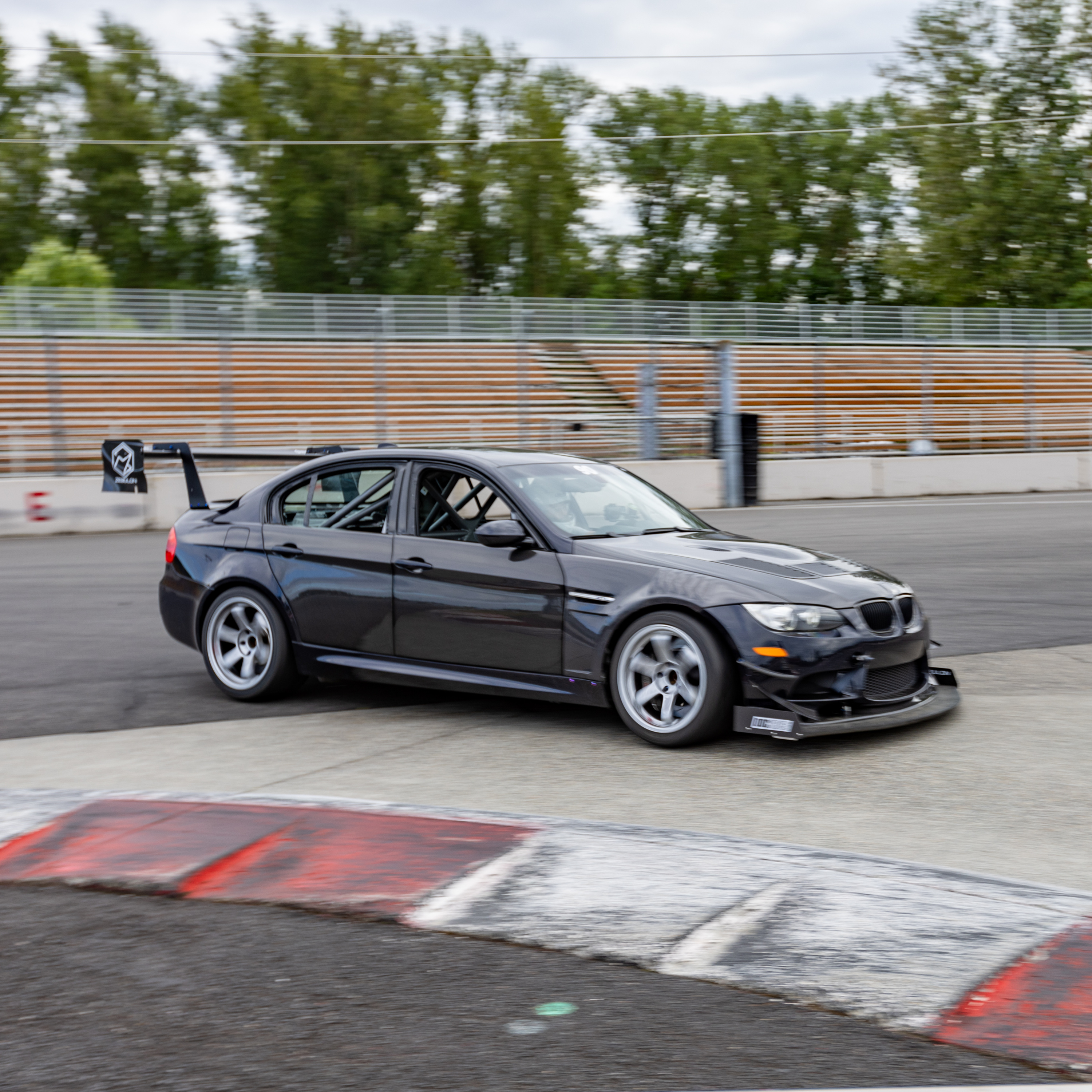 Driving my E90 M3 on the track and comparing to a GT3 RS