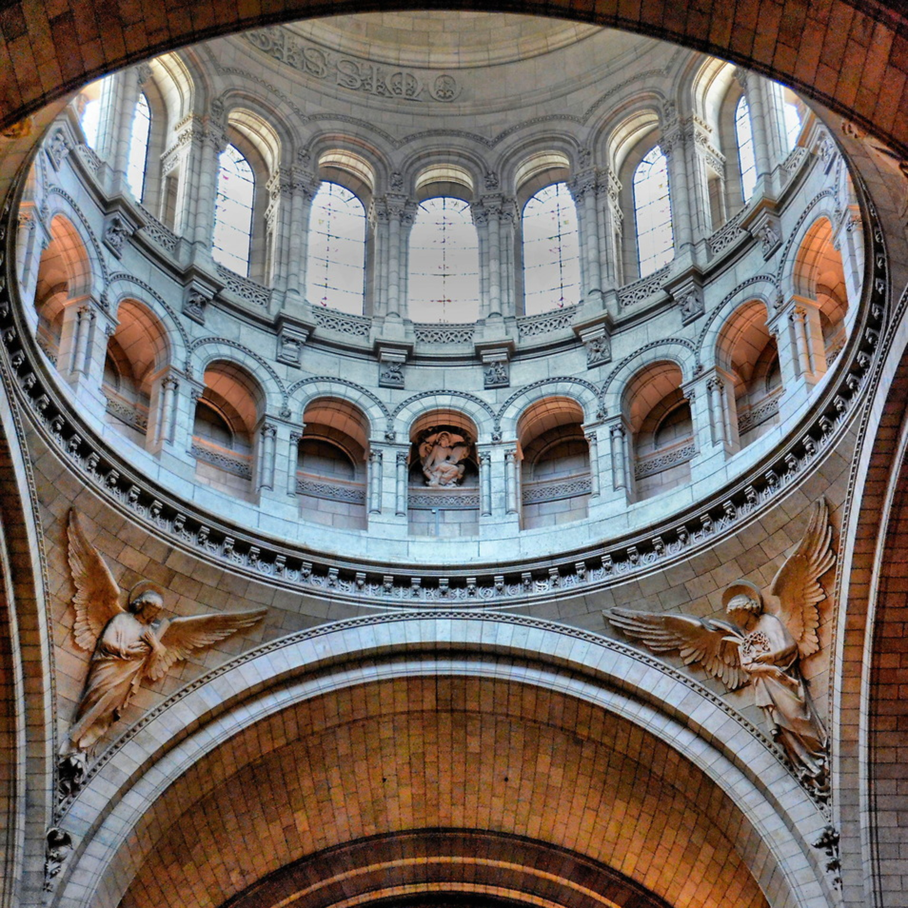 La Basilica del Sacro Cuore - interno episode artwork