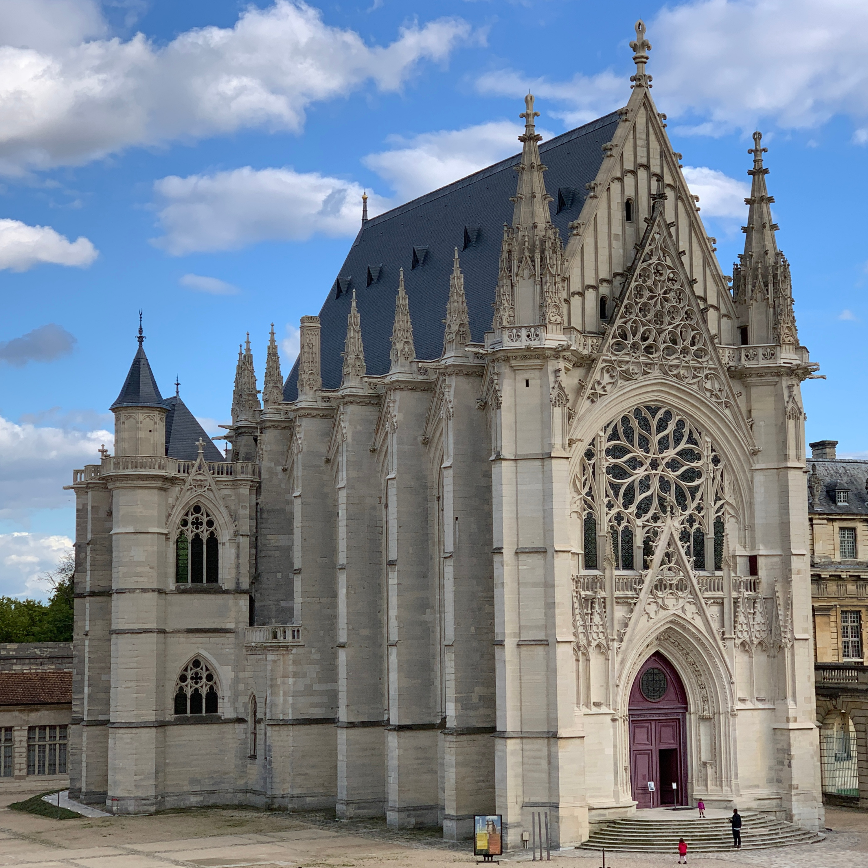 La Sainte-Chapelle - esterno episode artwork