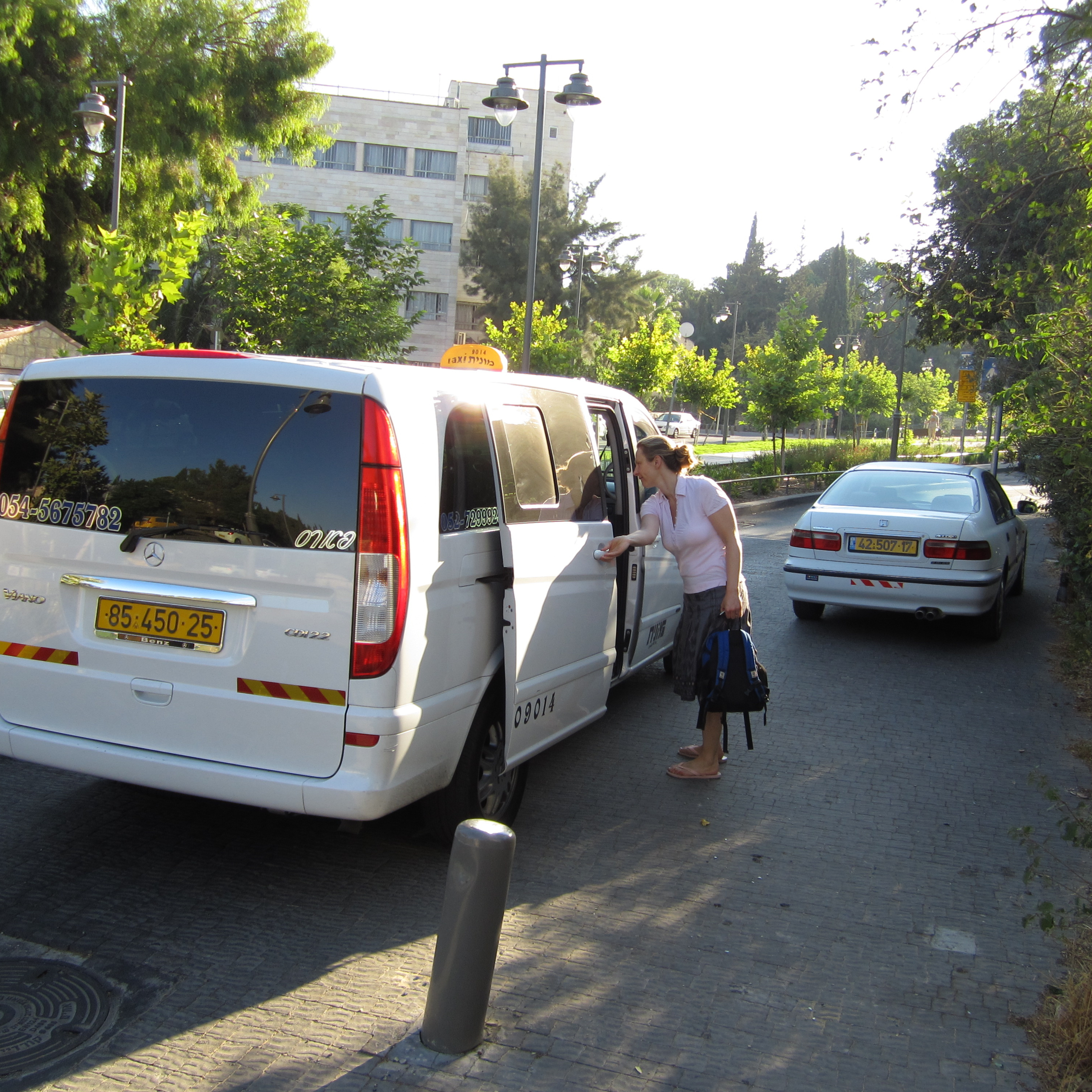 Taxis in Jerusalem (3) episode artwork