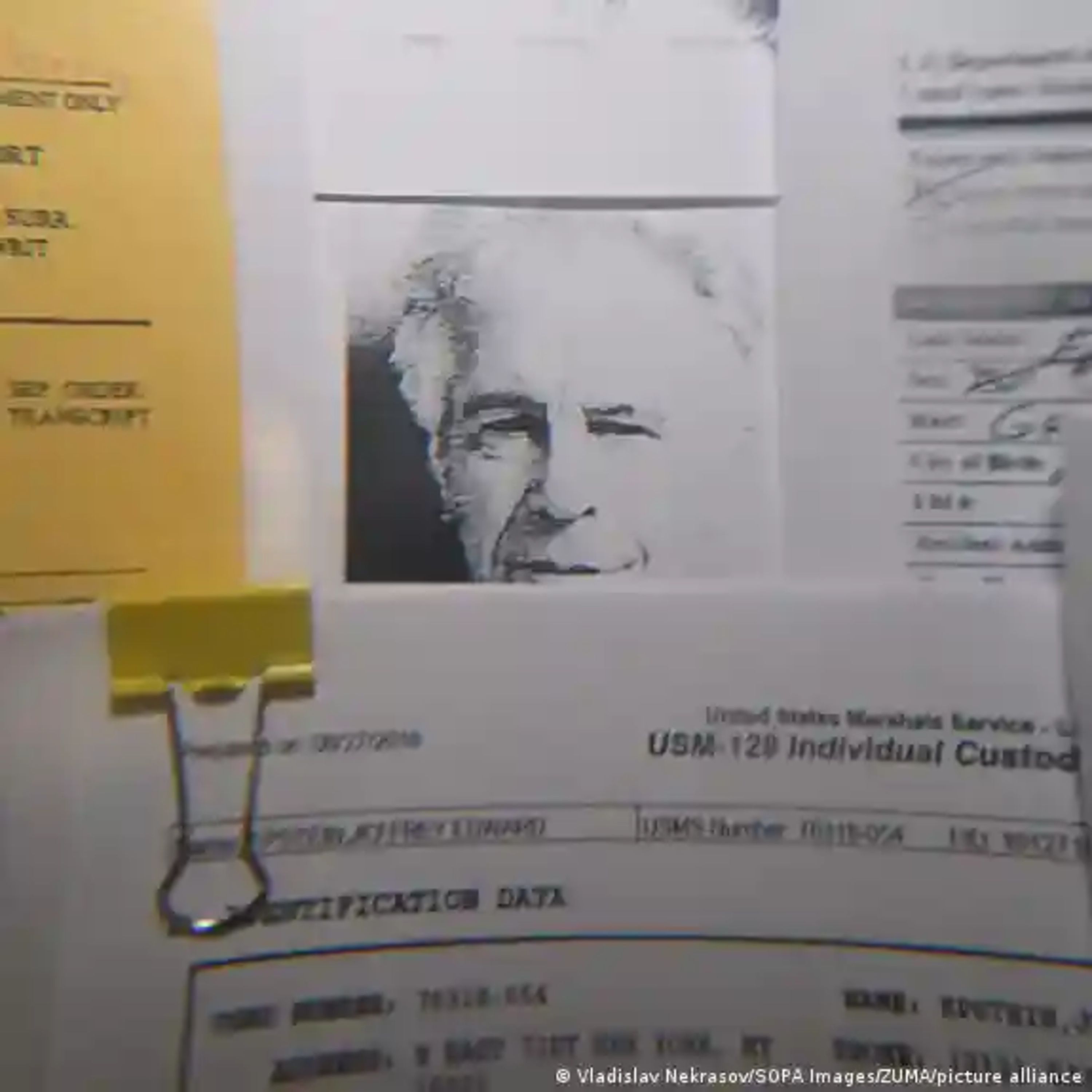 How Jeffery Epstein got so rich college dropout who started off teaching math and physics, make a huge fortune episode artwork