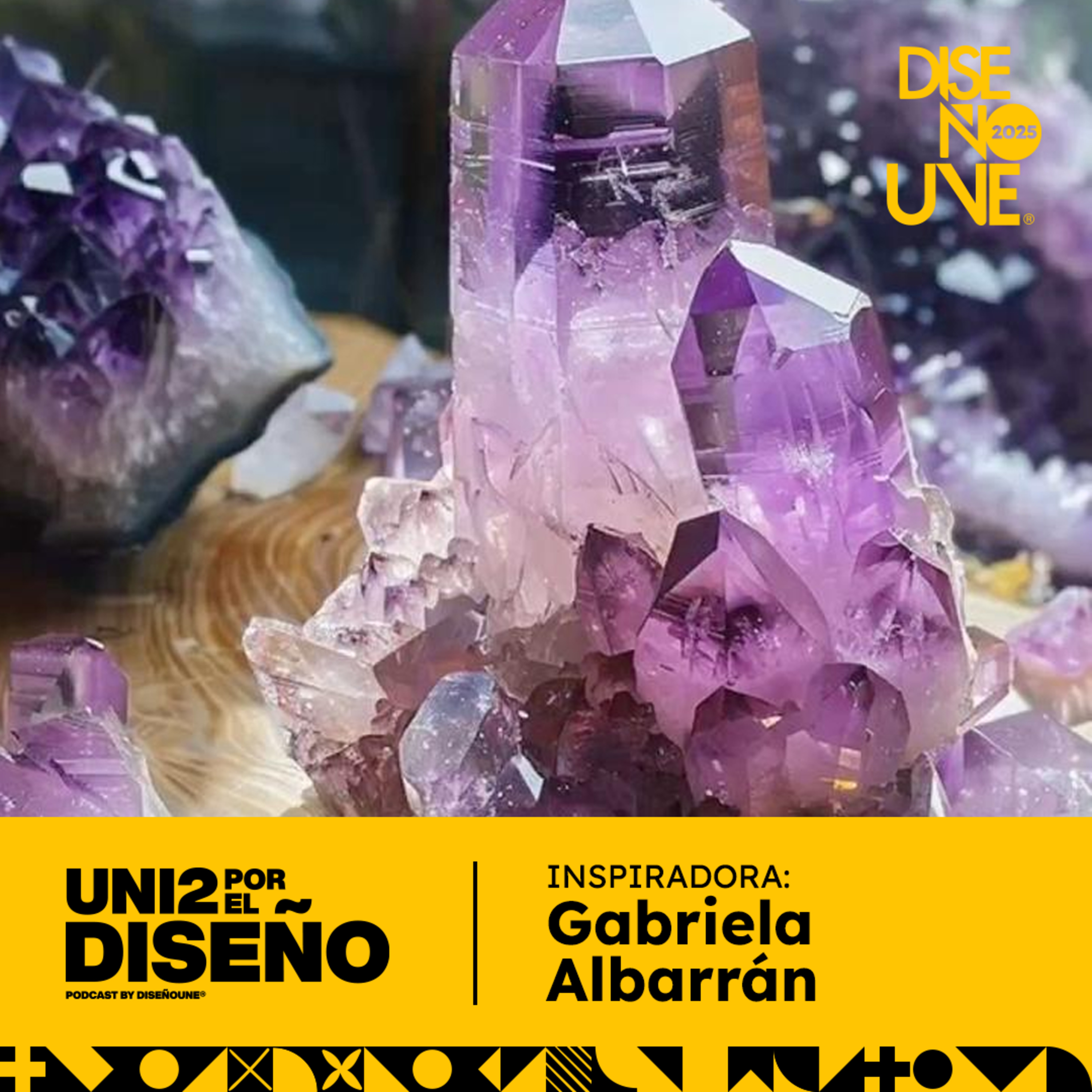 Ep.460 Cuarzos para la tormenta: sostenernos cuando el mundo tiembla, con Gabriela Albarrán episode artwork
