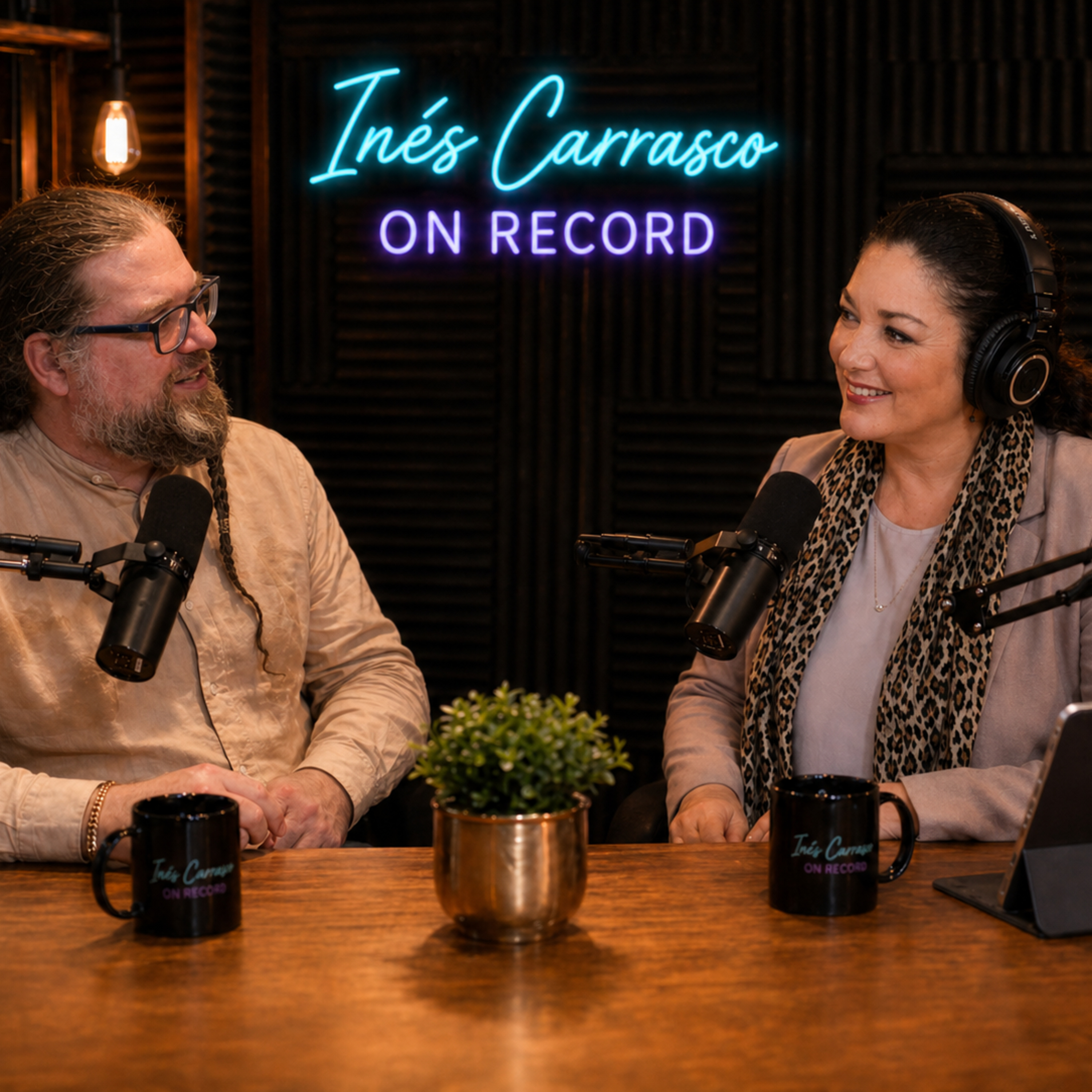Inés Carrasco ON RECORD „KI ist am Ende ein Shit-in-Shit-out-Prozess." - Mit Hendrik Belitz  episode artwork