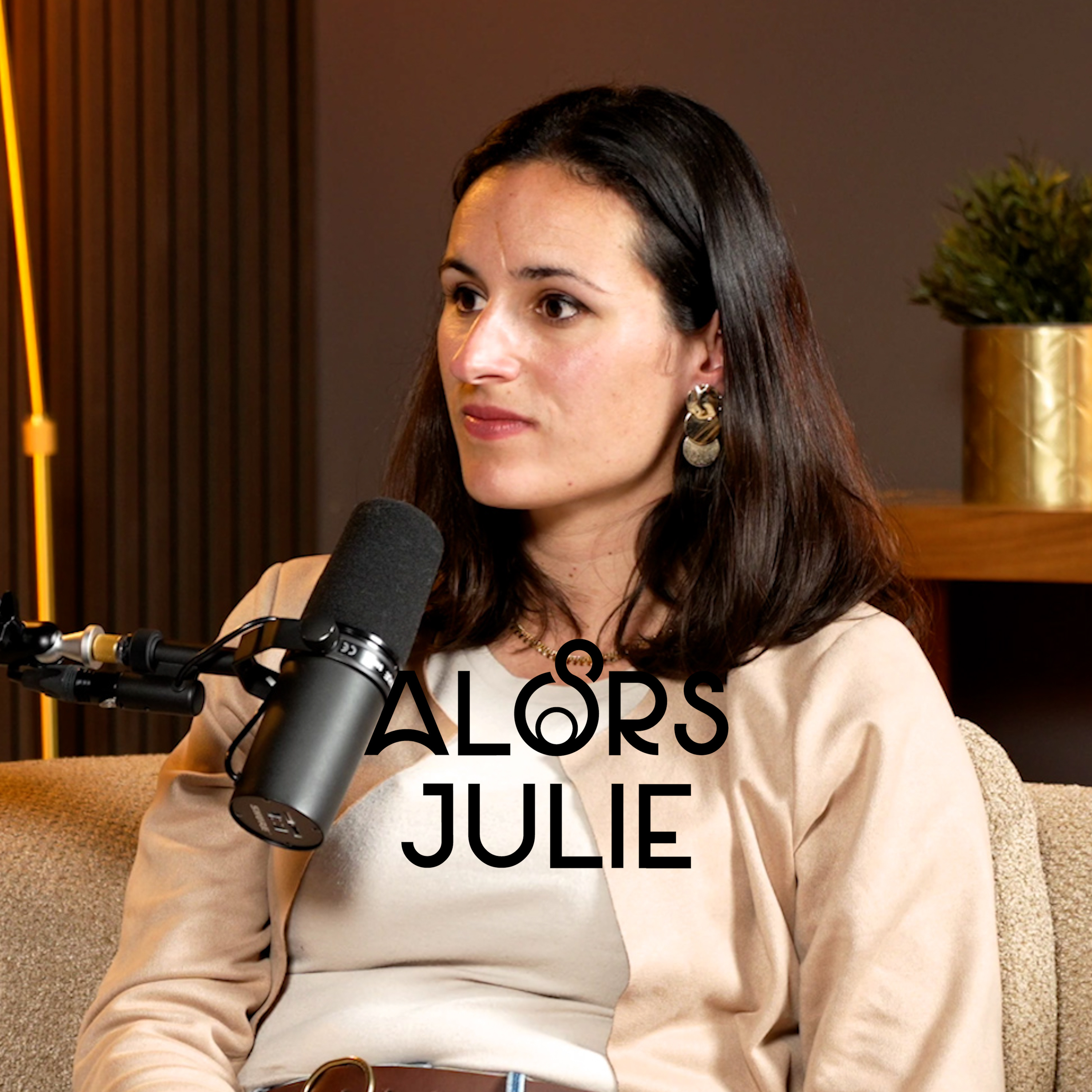 Enceinte de 6 mois, je surprends mon conjoint avec une autre… I L'histoire de Morgane