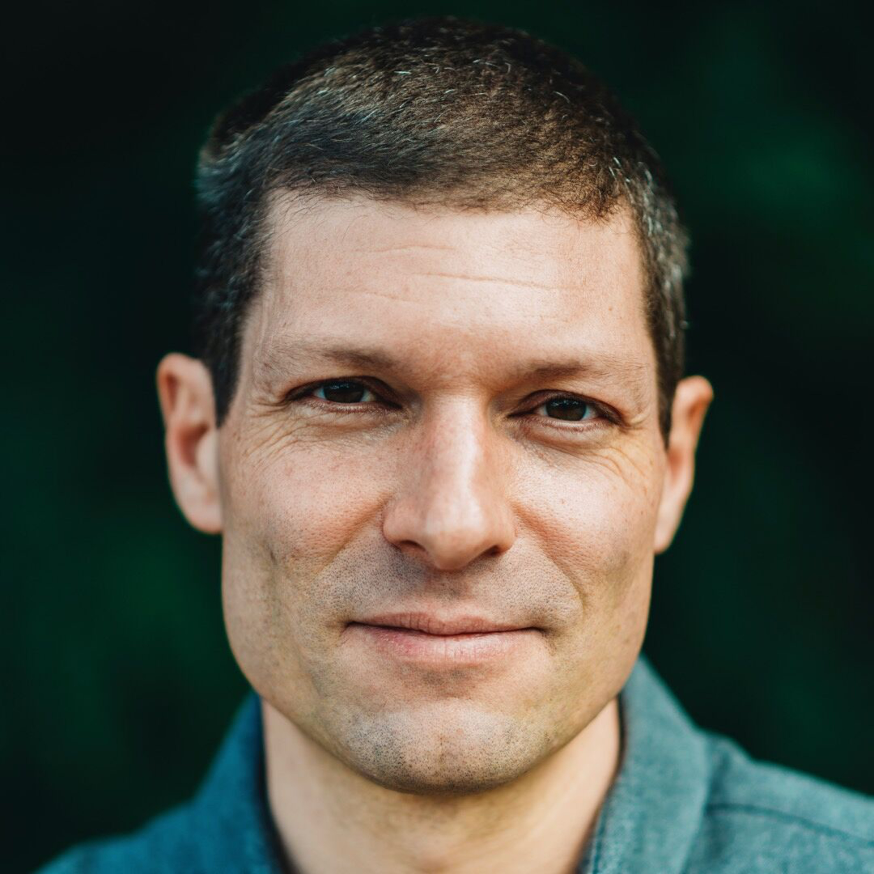 #177 Ronen Steinke über Meinungsfreiheit, weisungsgebundene Staaatsanwälte und das Ende der Beleidigungen episode artwork