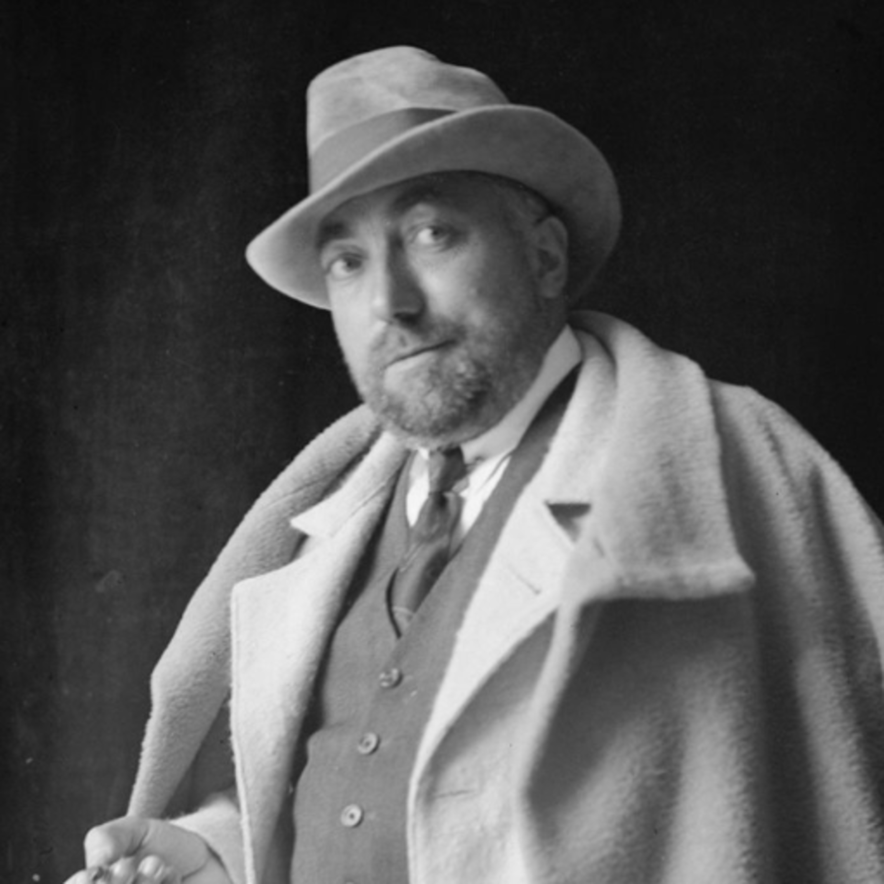 Who Was Paul Poiret and How Did He Revolutionise Fashion? Part 2 episode artwork