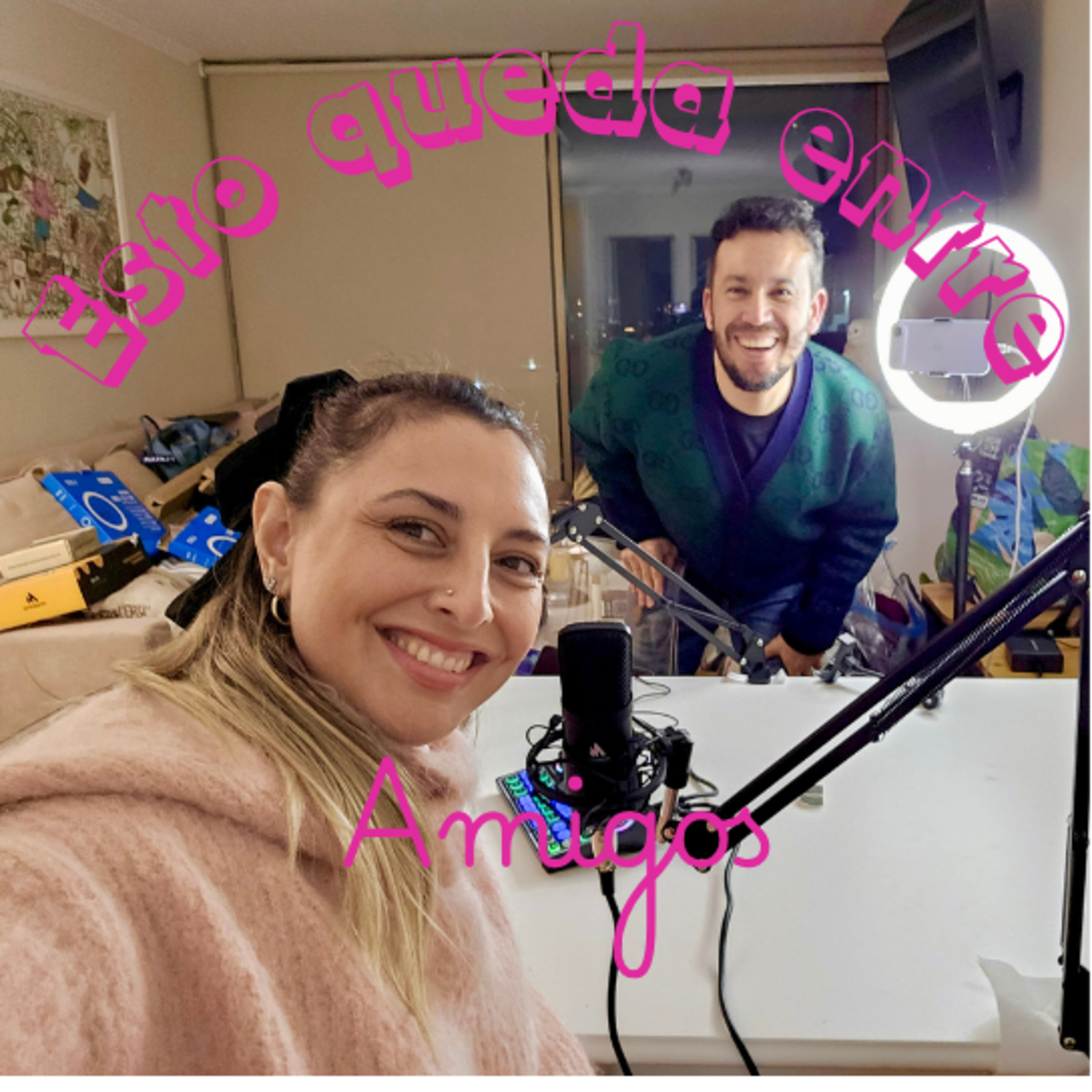 Portada de Esto Queda Entre Amigos Podcast