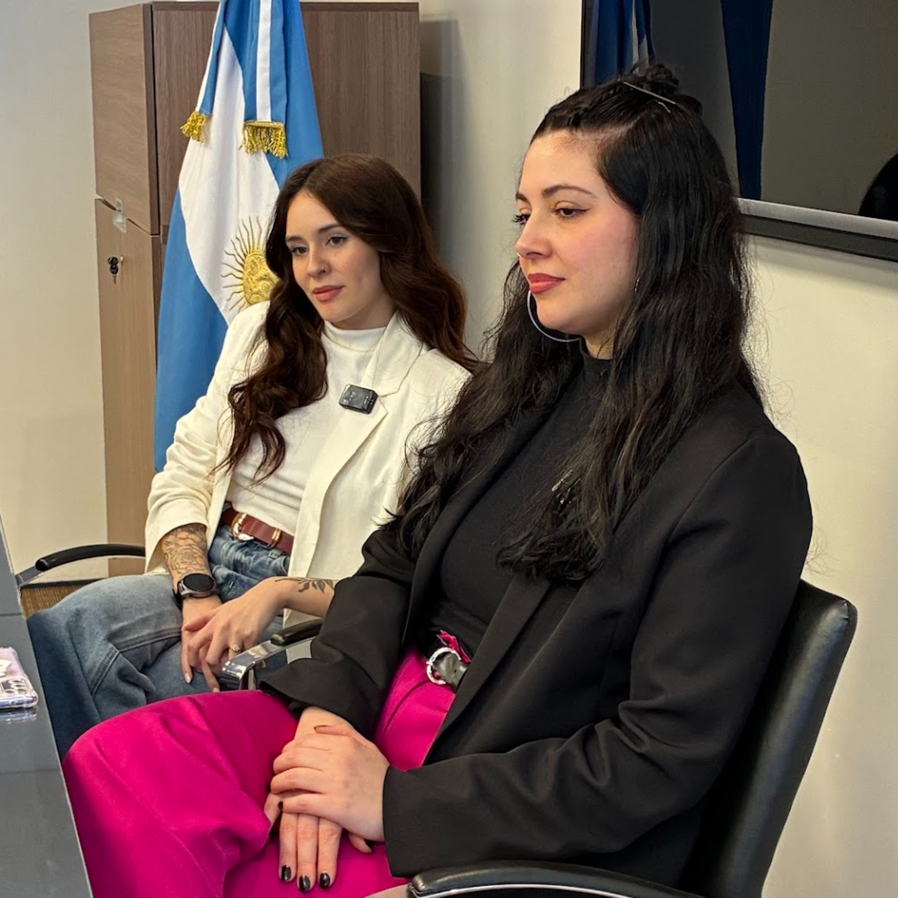 Jazmín Cruz y Victoria Muriel en Desde el Puente episode artwork