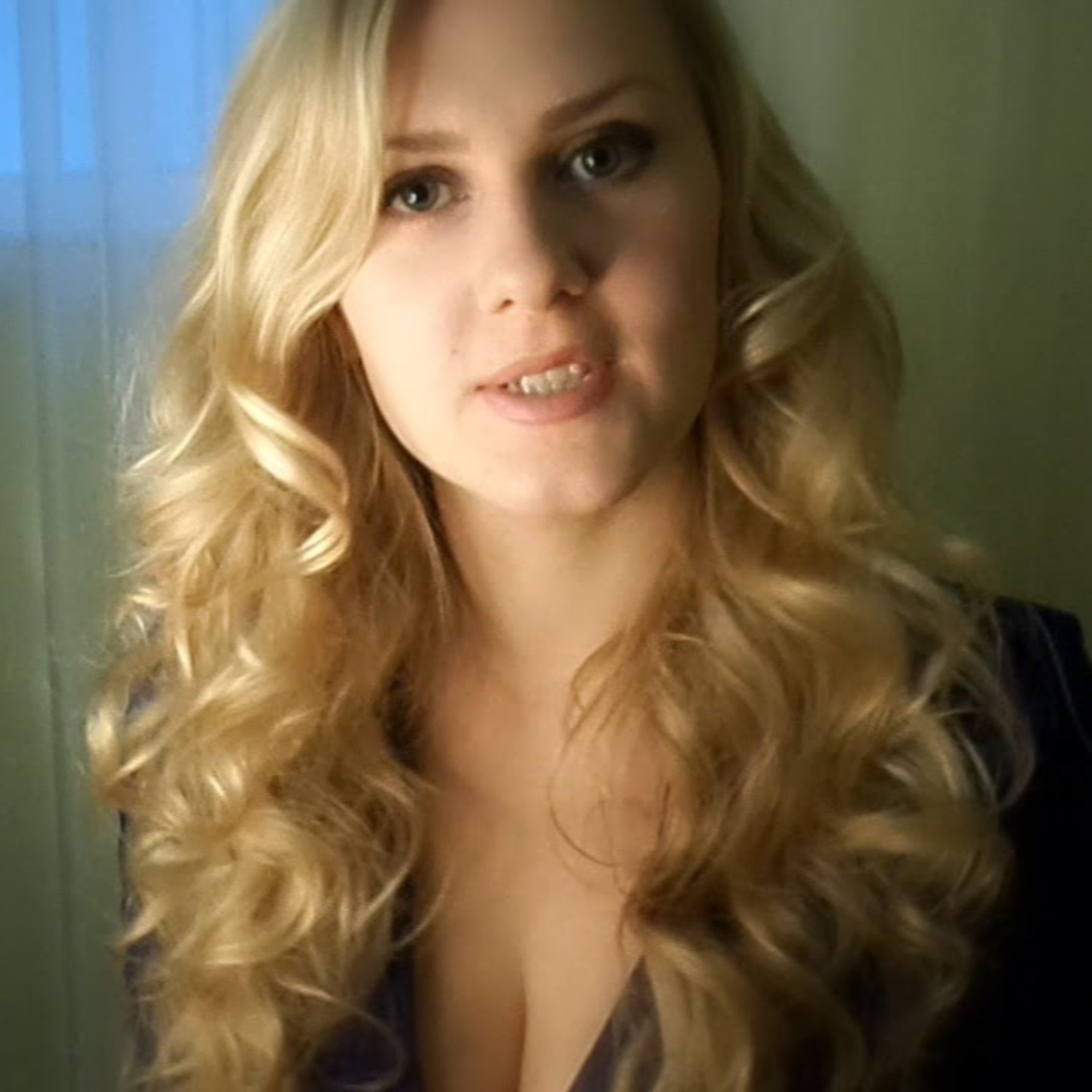 ∩_∩ The Face Time ∩_∩ : face massage & make up for You & me :)