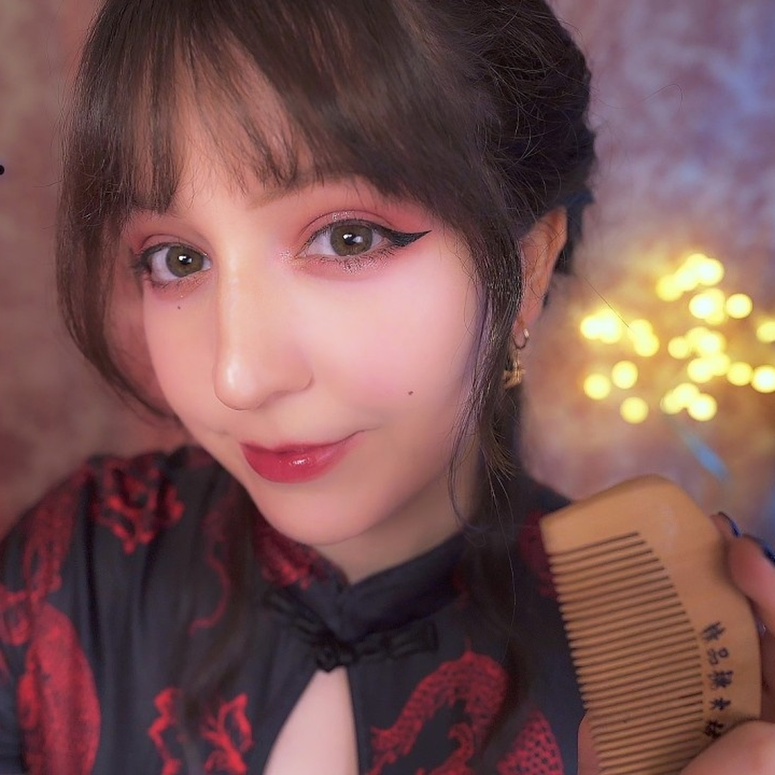 ASMR peluquería china: ritual de cuidado y corte de cabello - Roleplay Personal Attention