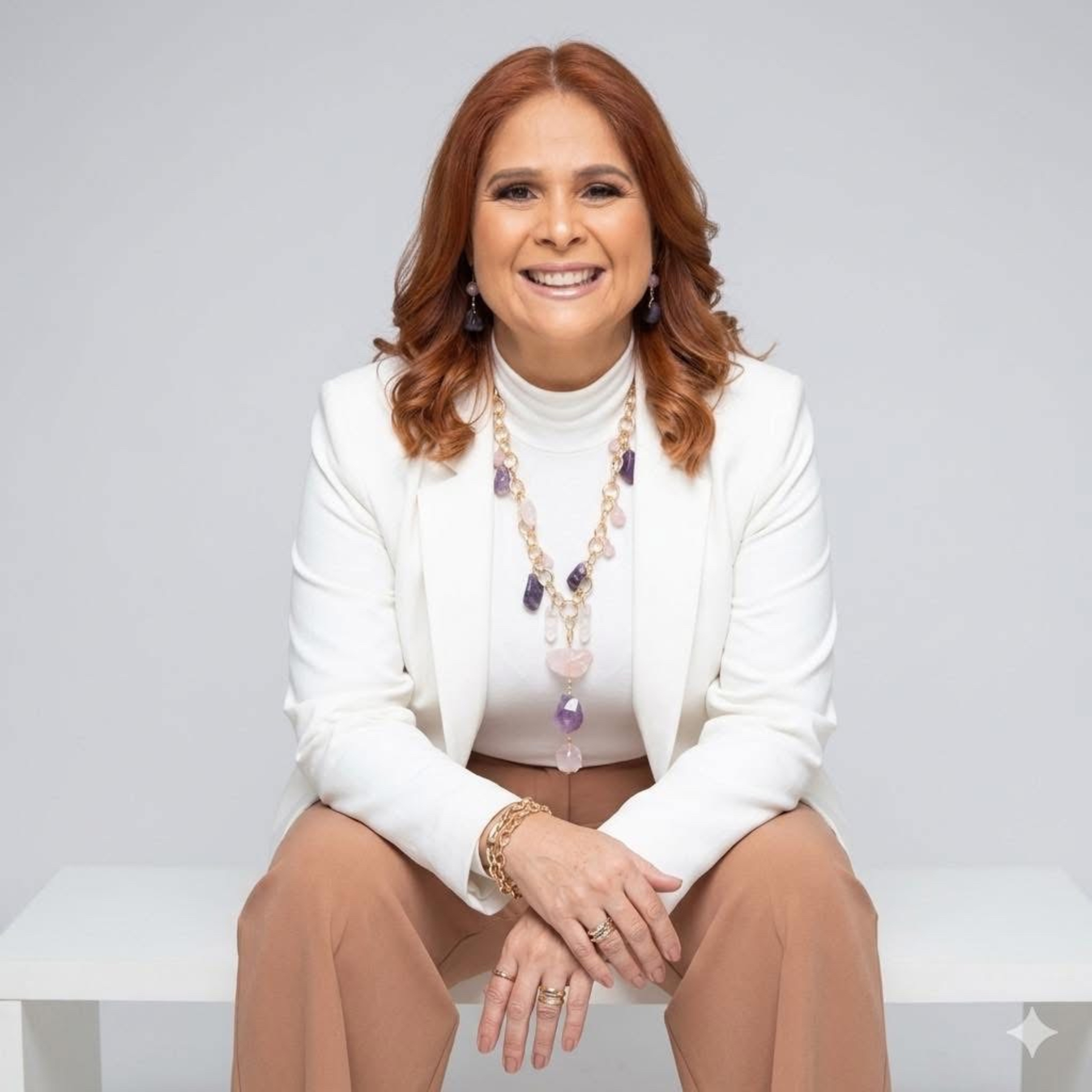 Portada de Wake Up! podcast con Madeline Rivera