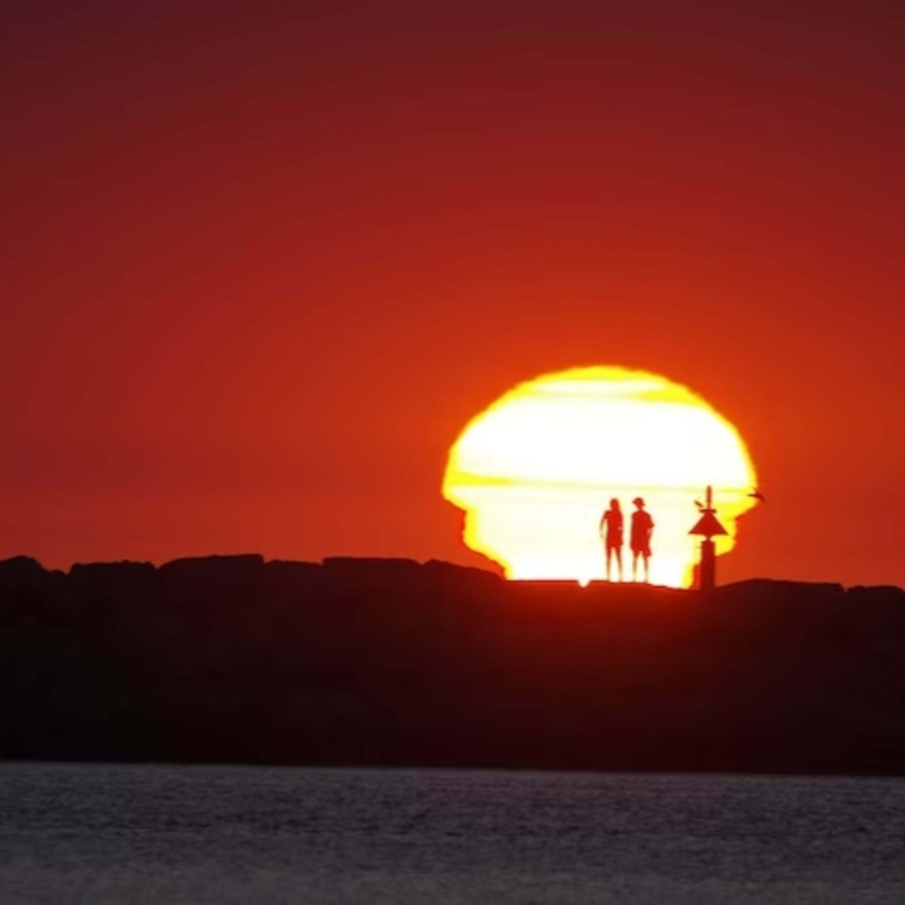 Climate News: Christmas Day morphs into Boxing Day; Hottest year yet!; How heat impacts human body; Mega-battery being built at old coal plant site