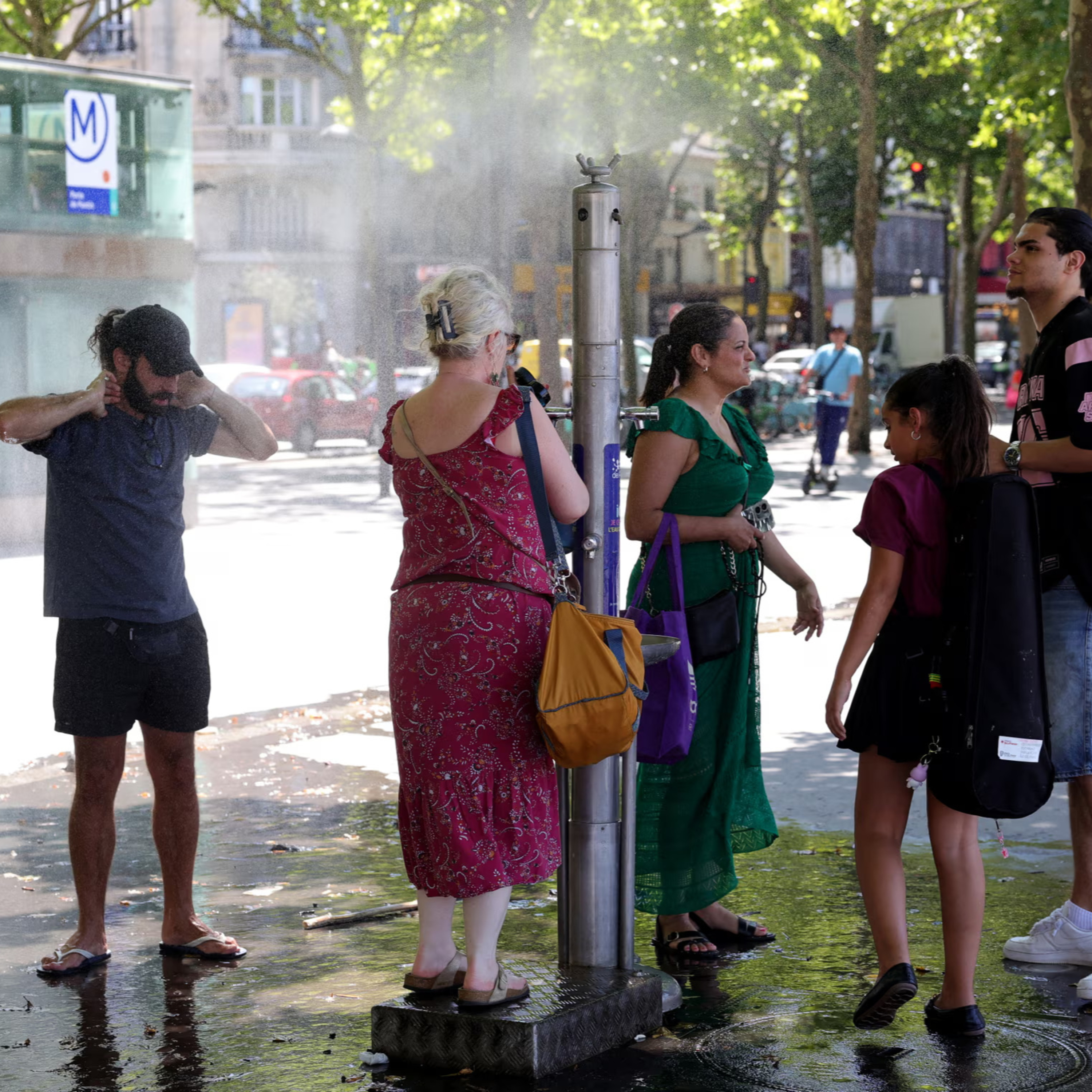 Climate News: Climate scientist Professor Michael Mann damns podcaster Joe Rogan; Europeans suffers as heatwave intensifies episode artwork