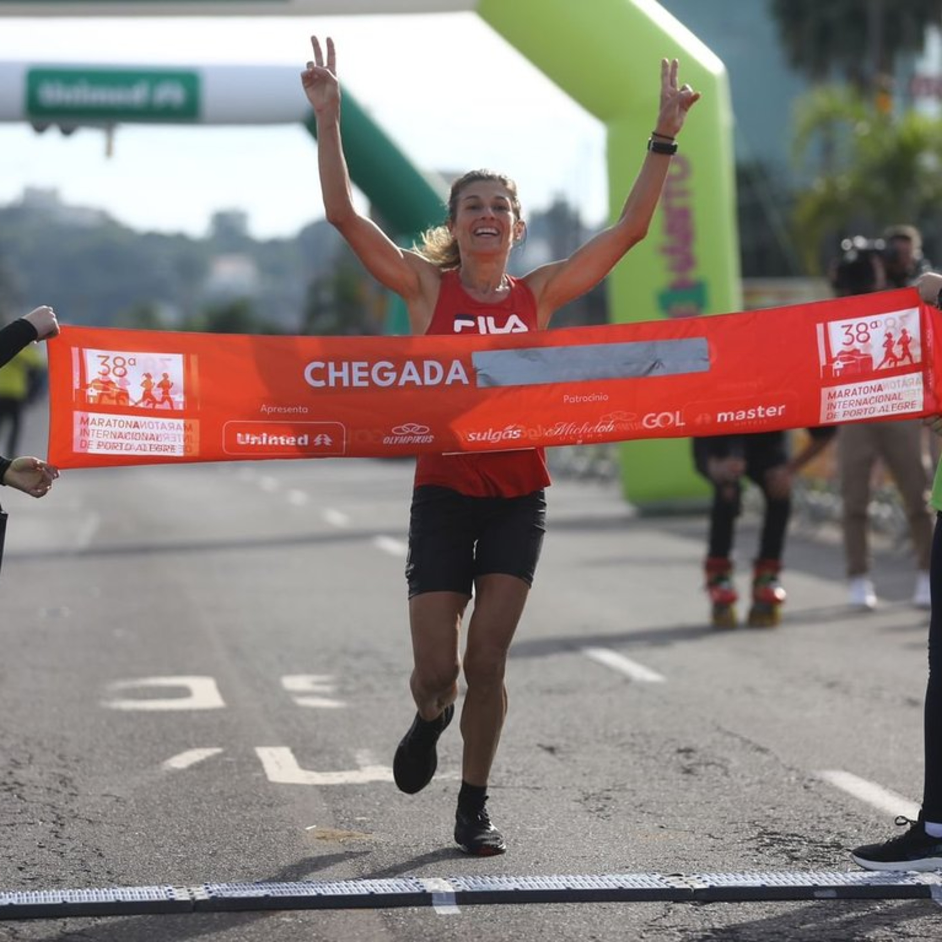 MARLEI WILLERS e VESTUS CHEBOI VENCEM a MARATONA de PORTO ALEGRE | Café & Corrida #229