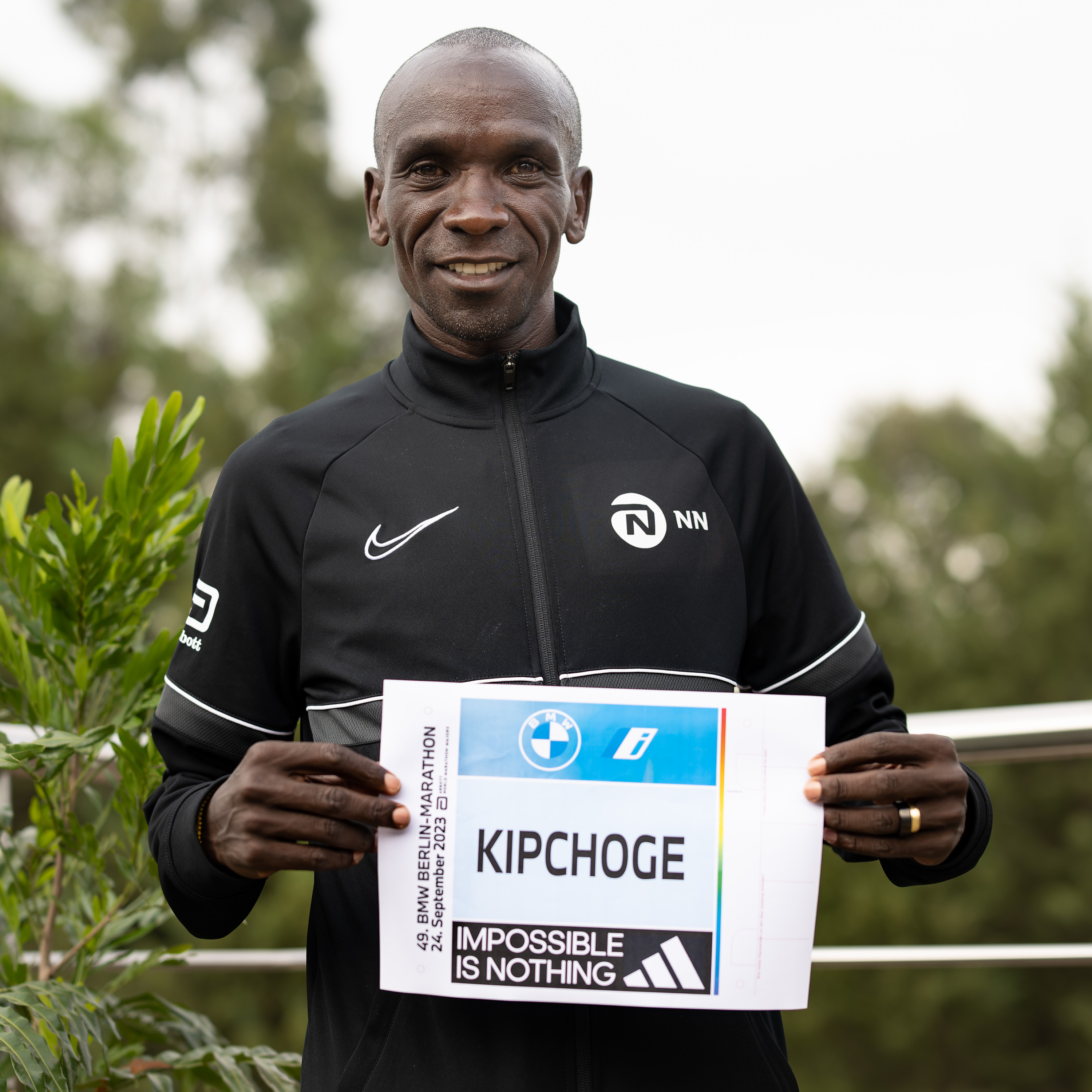 REDENÇÃO? KIPCHOGE CONFIRMADO na MARATONA de BERLIM! Café & Corrida #283
