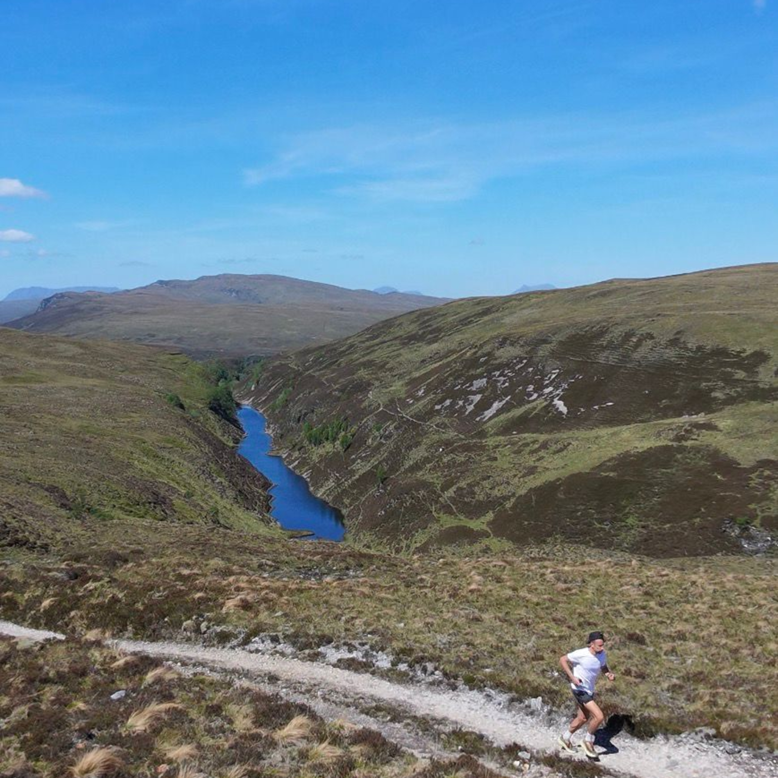 Running the Length of Scotland with Gregor Yates - Season 15 Eps 14 episode artwork