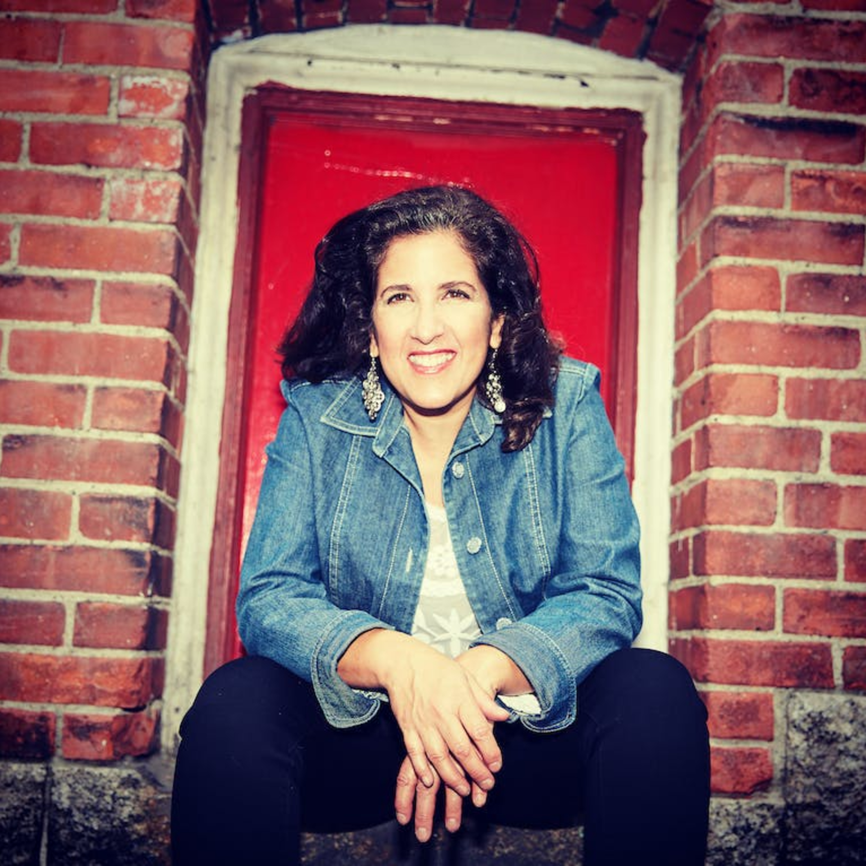 Phantom Electric Ghost Interviews Linda Balliro: Associate Professor, Coach, Author: This is your brain on singing episode artwork
