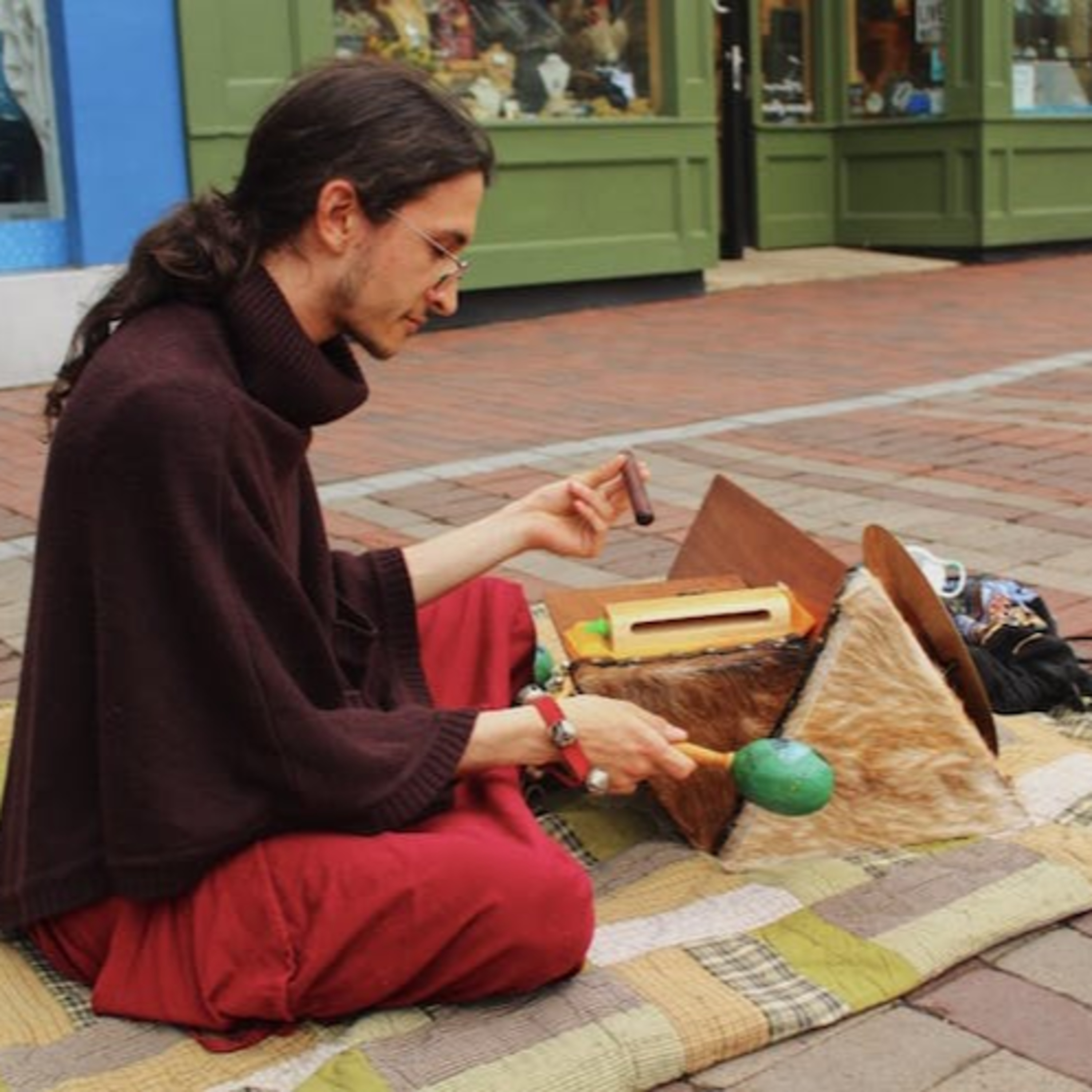 Phantom Electric Ghost Interviews Julian Calv: Julian the Trimbist “The Evolution of A Sound”