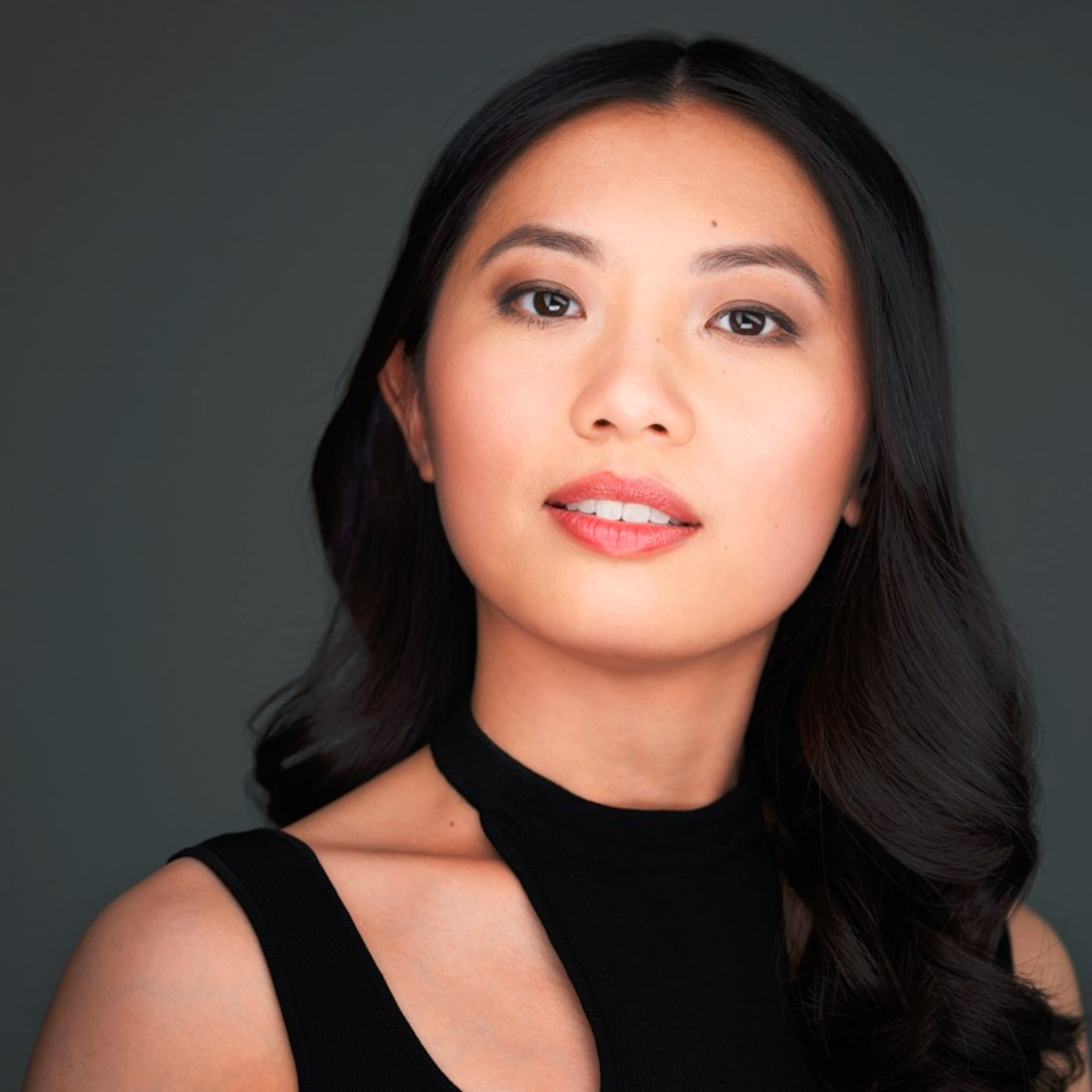 Phantom Electric Ghost Interviews Annie Margarita Yang: Bestselling Author of The 5-Day Job Search Crafting a Personal Brand that Stands Out in the Job Market To Land Multiple Jobs Fast episode artwork