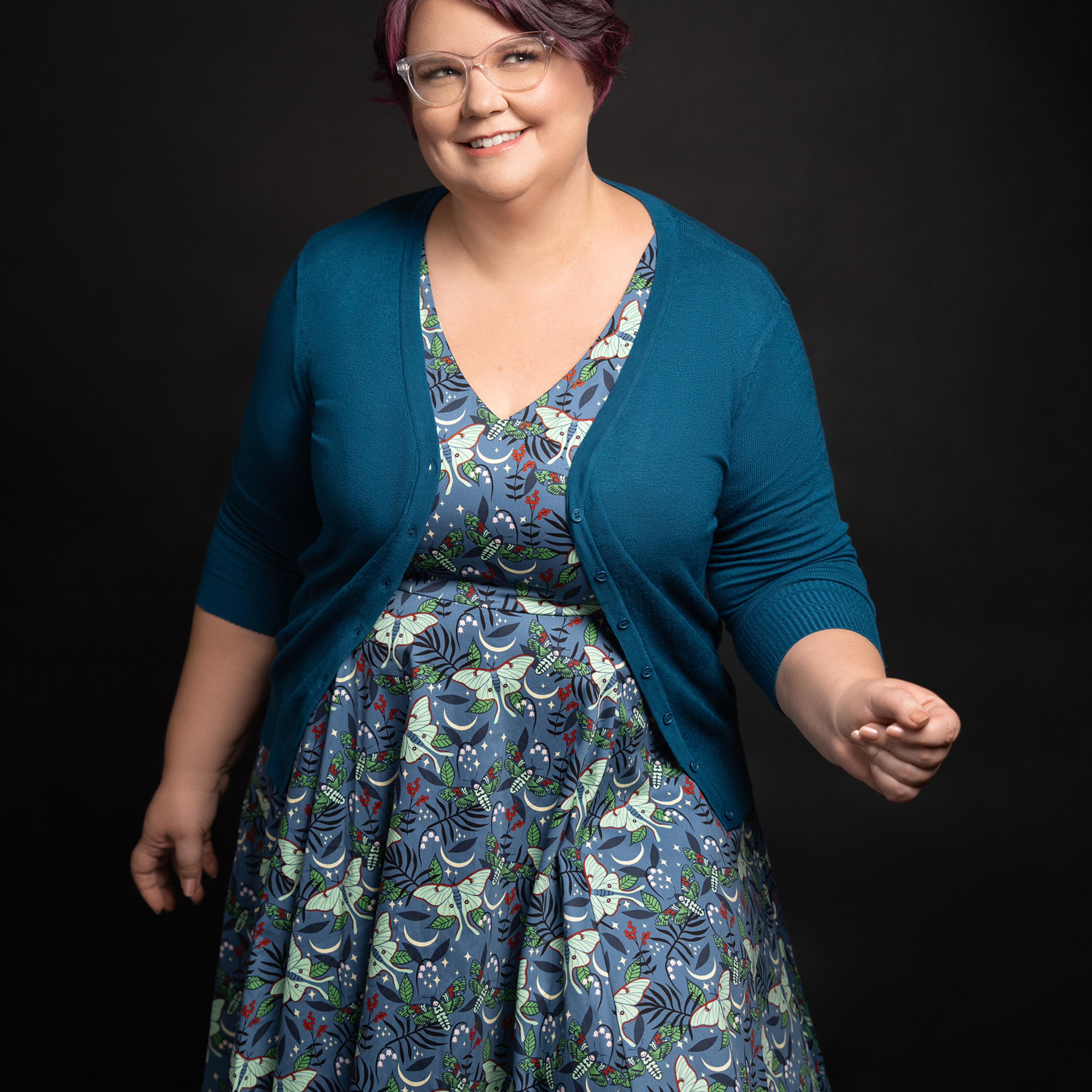 Phantom Electric Ghost Interviews Cindy Ingram: Author - Art Is About Being Whole: A Memoir, Podcaster How to look at art for self-discovery/rediscovery episode artwork