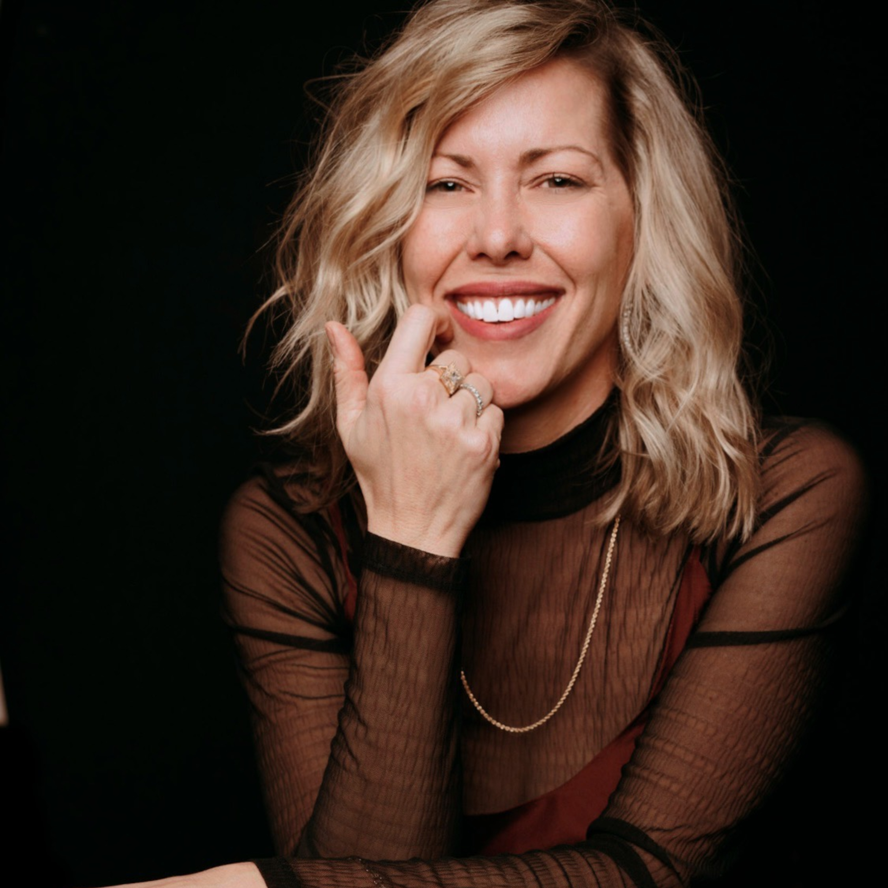 PEG Conversation with Stephanie Fee Developmental Narrative Artist and Ghostwriter Collaborative Ghostwriting and understanding the range of ghostwriters and what exactly to expect