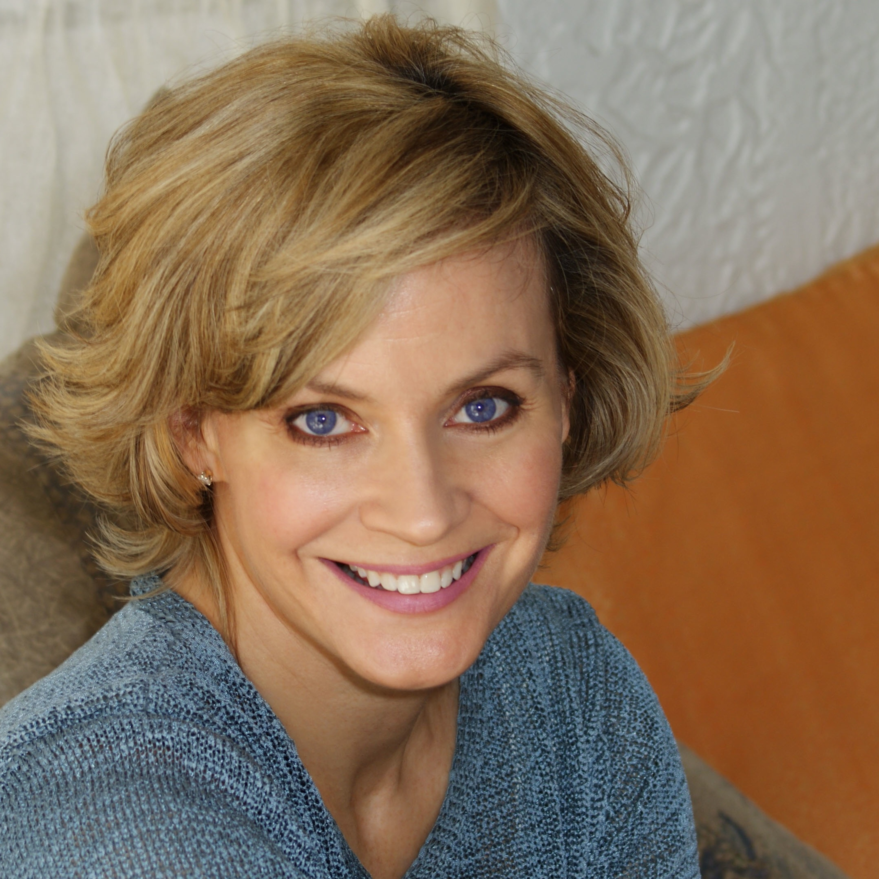 PEG Podcast With Simone Wright Entrepreneur, Visioneer & Intuition Expert “Welcome to the Intuition Age - Accessing True Wisdom in the Era of Information and A.I. episode artwork