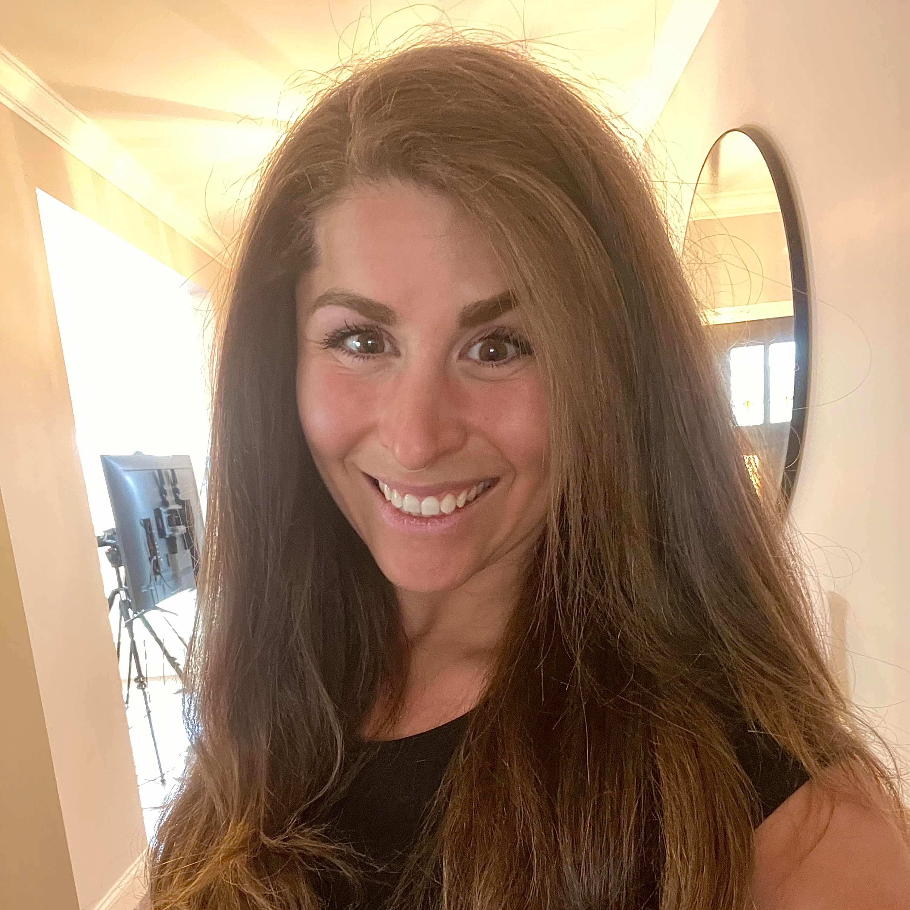 PEG Podcast With Lucie Ptasznik: National Speaker, Coach & Entrepreneur Unleashing your Unrealized Potential episode artwork