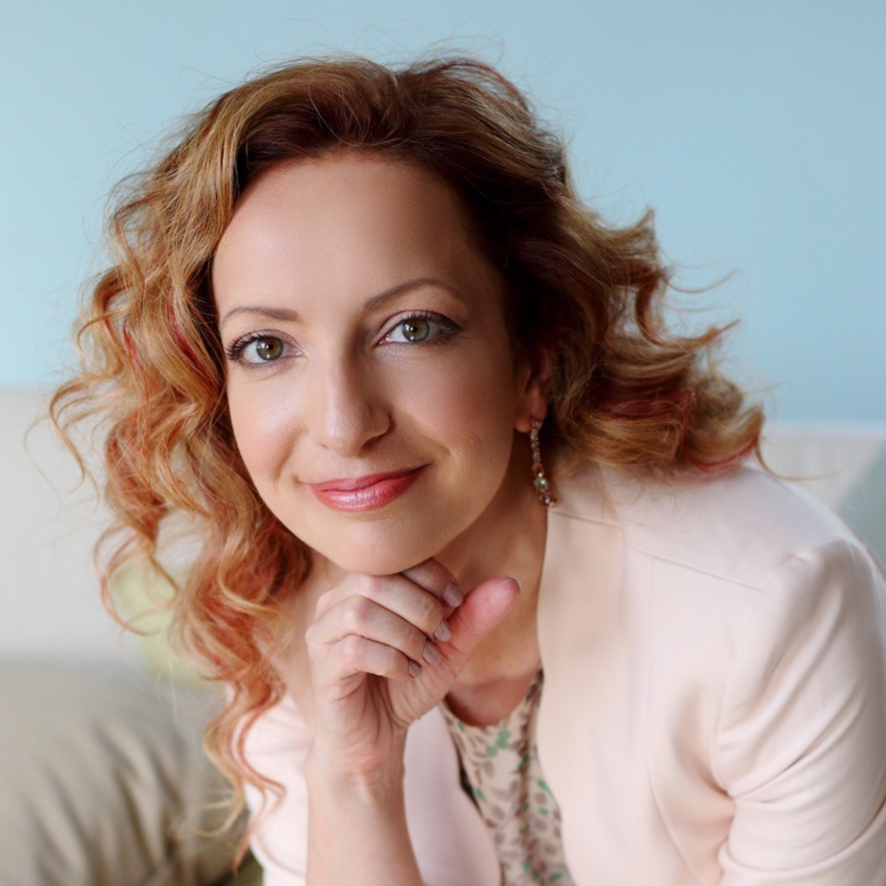 Vesela Mangeyna: How to Overcome Limiting Beliefs and Step into Your Authentic Self episode artwork