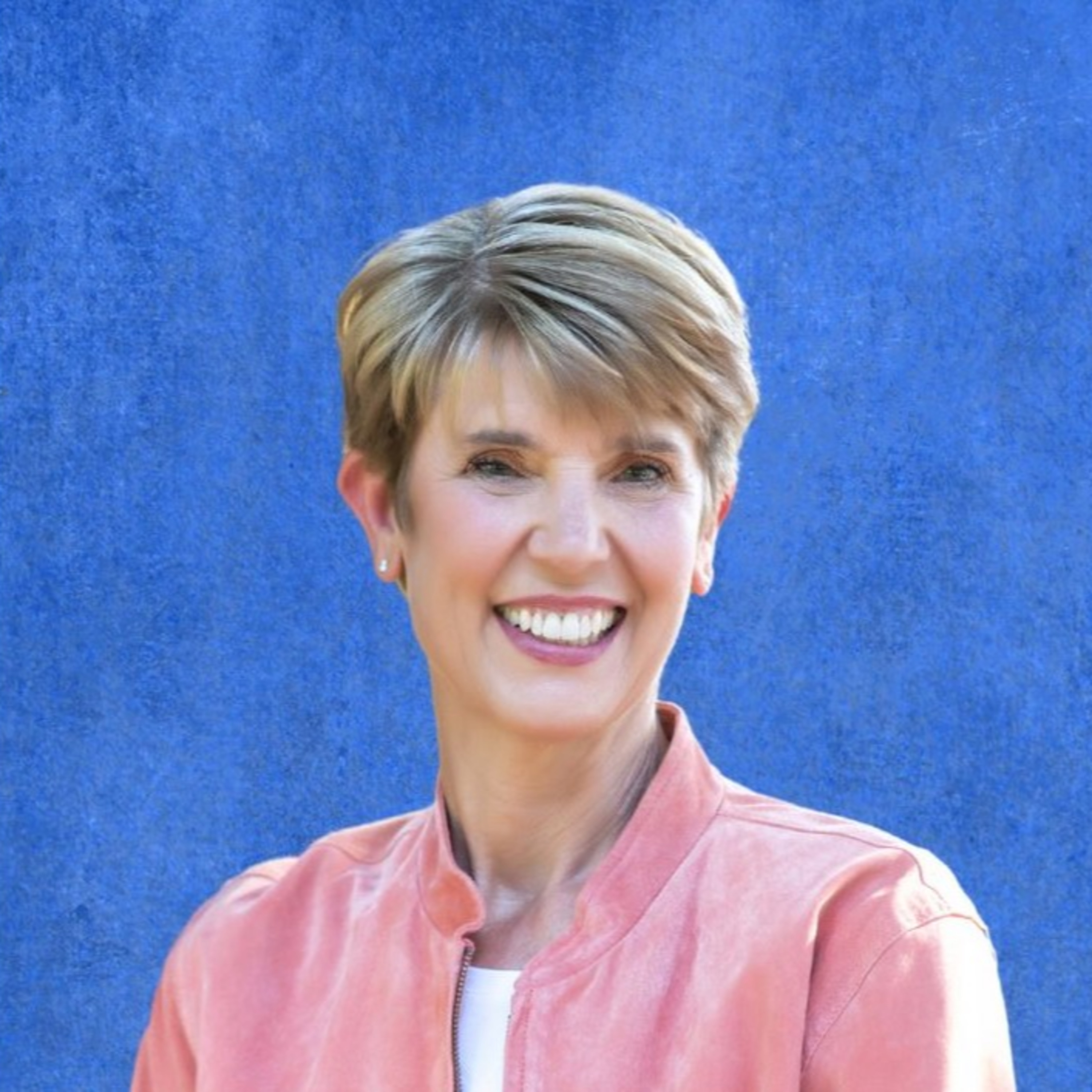 The Benefits and Challenges of Growing Up as a Third Culture Kid with Inga Aksamit