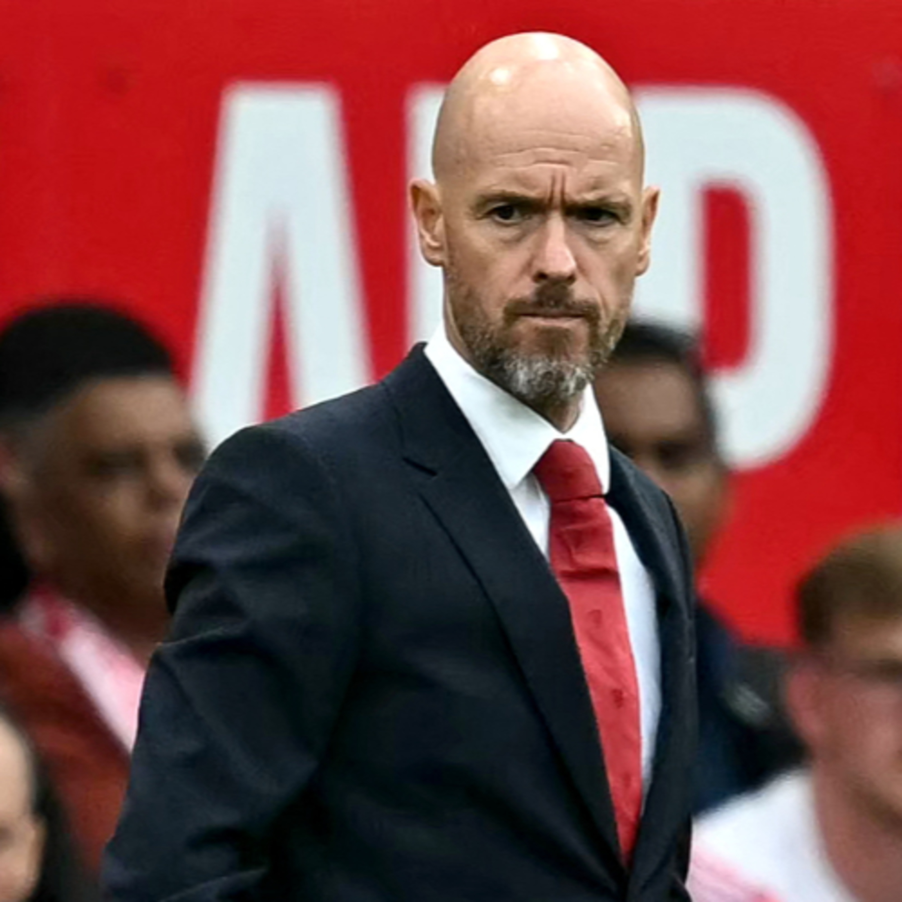 Ten Hag pod paľbou kritiky po domácej prehre s rivalmi z Anfieldu