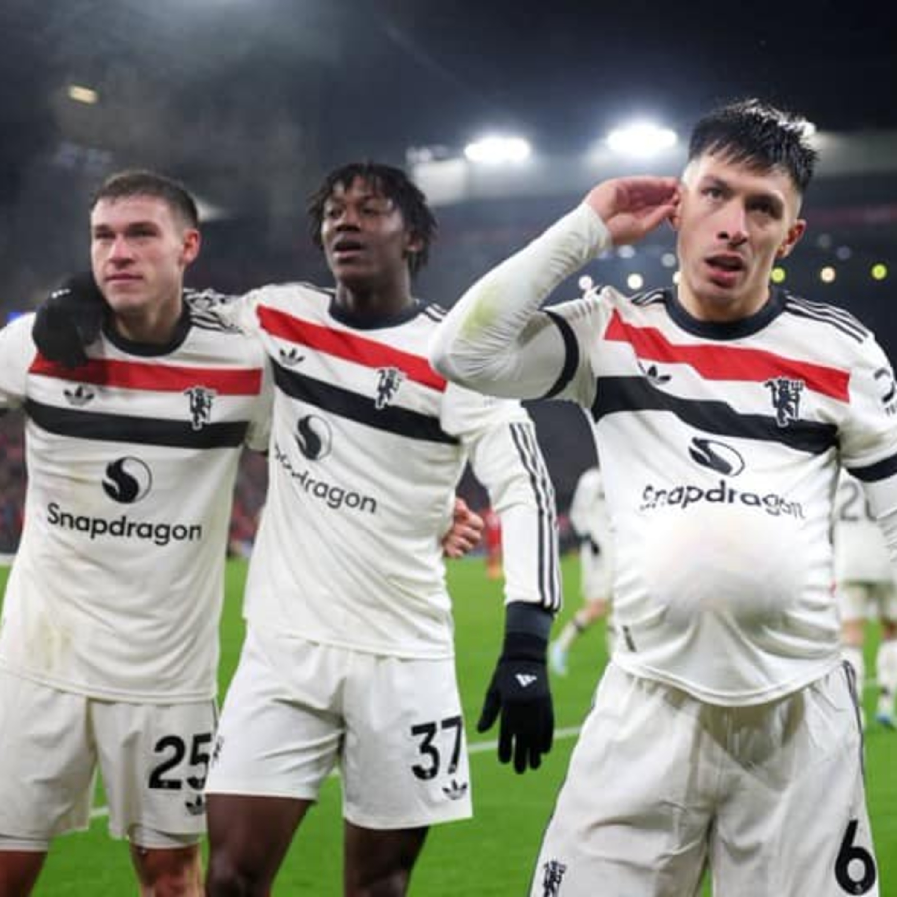 United na Anfielde ukázali, že ak chcú, futbal hrať vedia