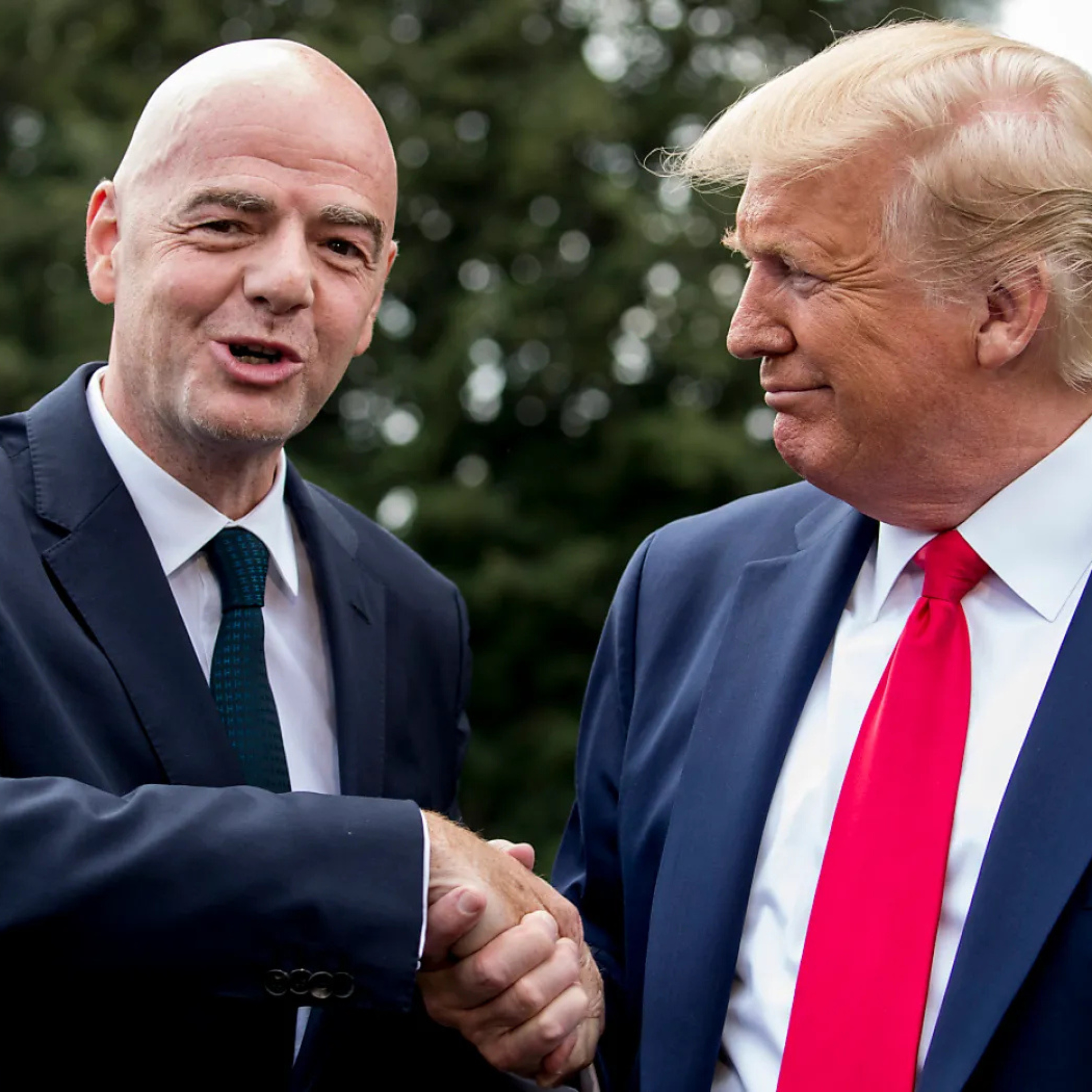 Infantino verkoopt het WK aan Trump episode artwork