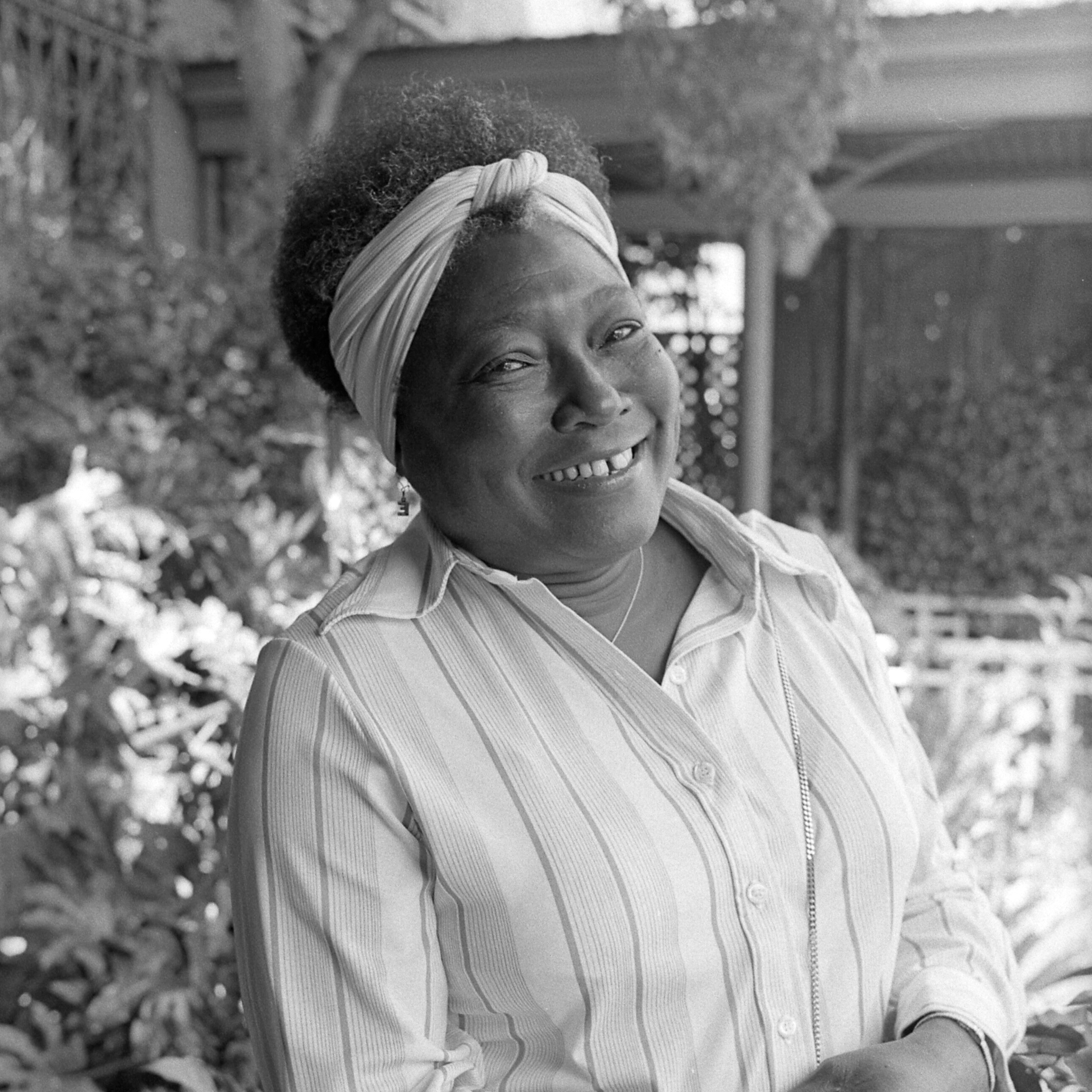 THE LEGACY OF QUEENS EPISODE 137: ESTHER ROLLE(actress)