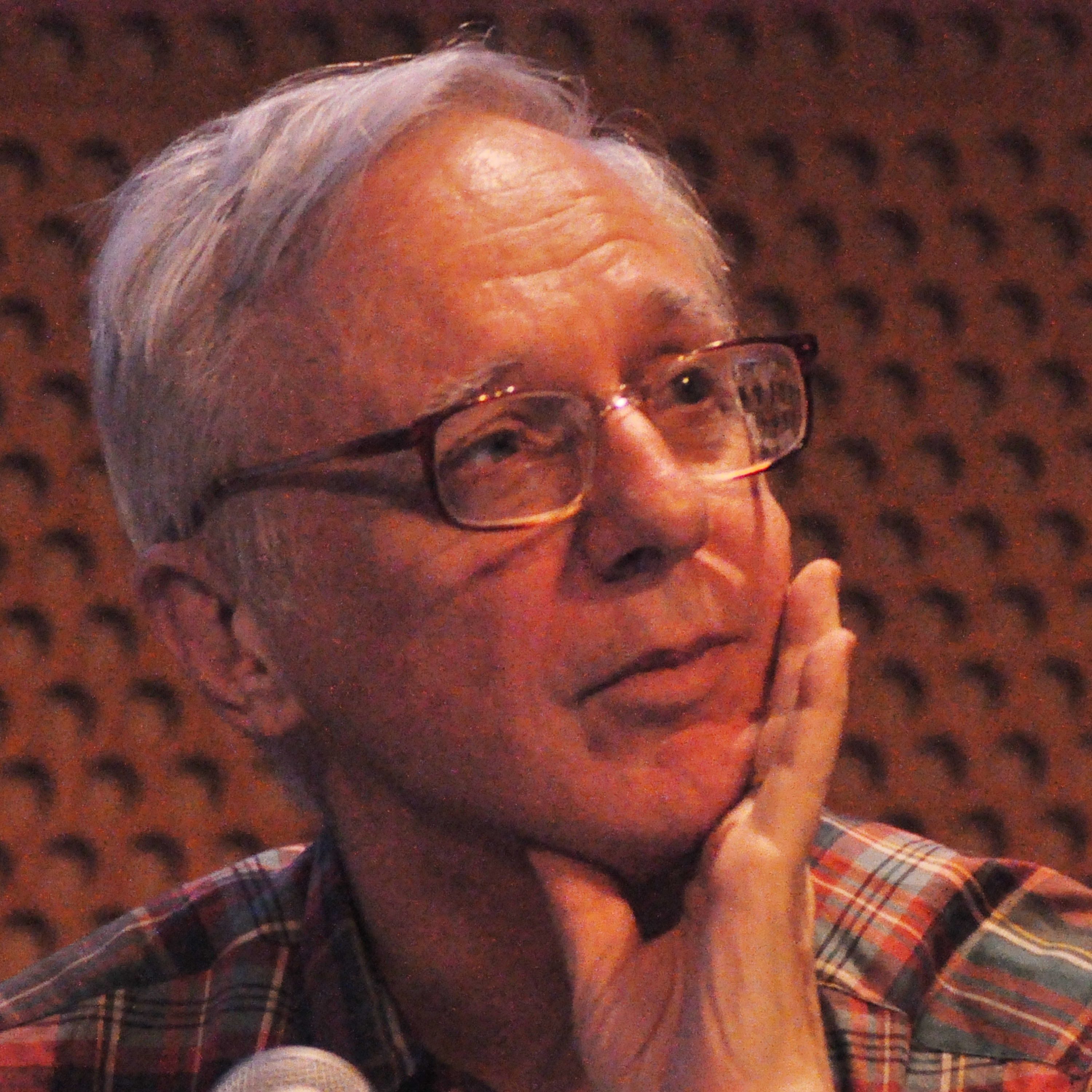 THE LEGACY OF QUEENS EPISODE 142: ROBERT CHRISTGAU(music journalist and essayist)
