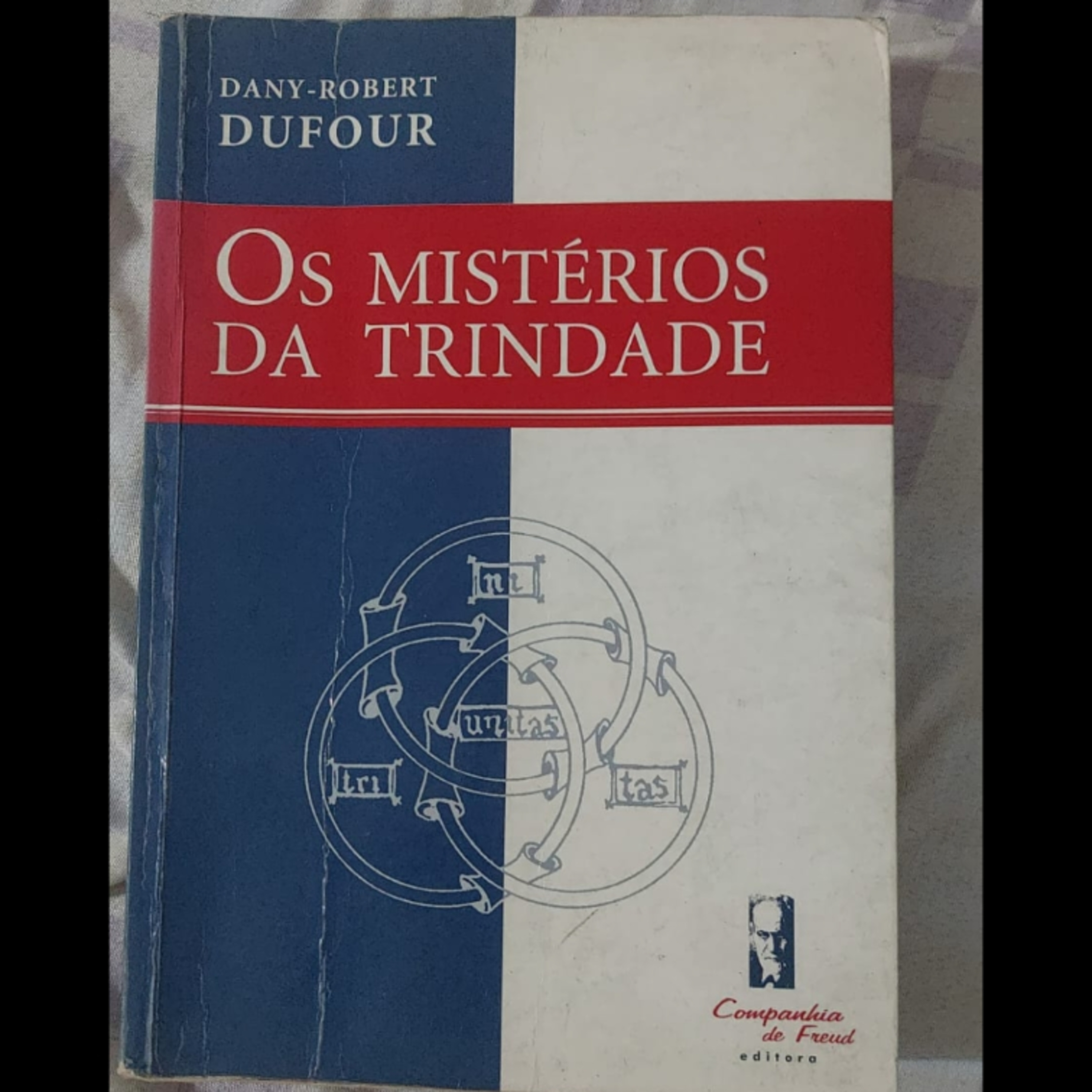 #002 - Os Mistérios da Trindade - Dany R Dufour episode artwork