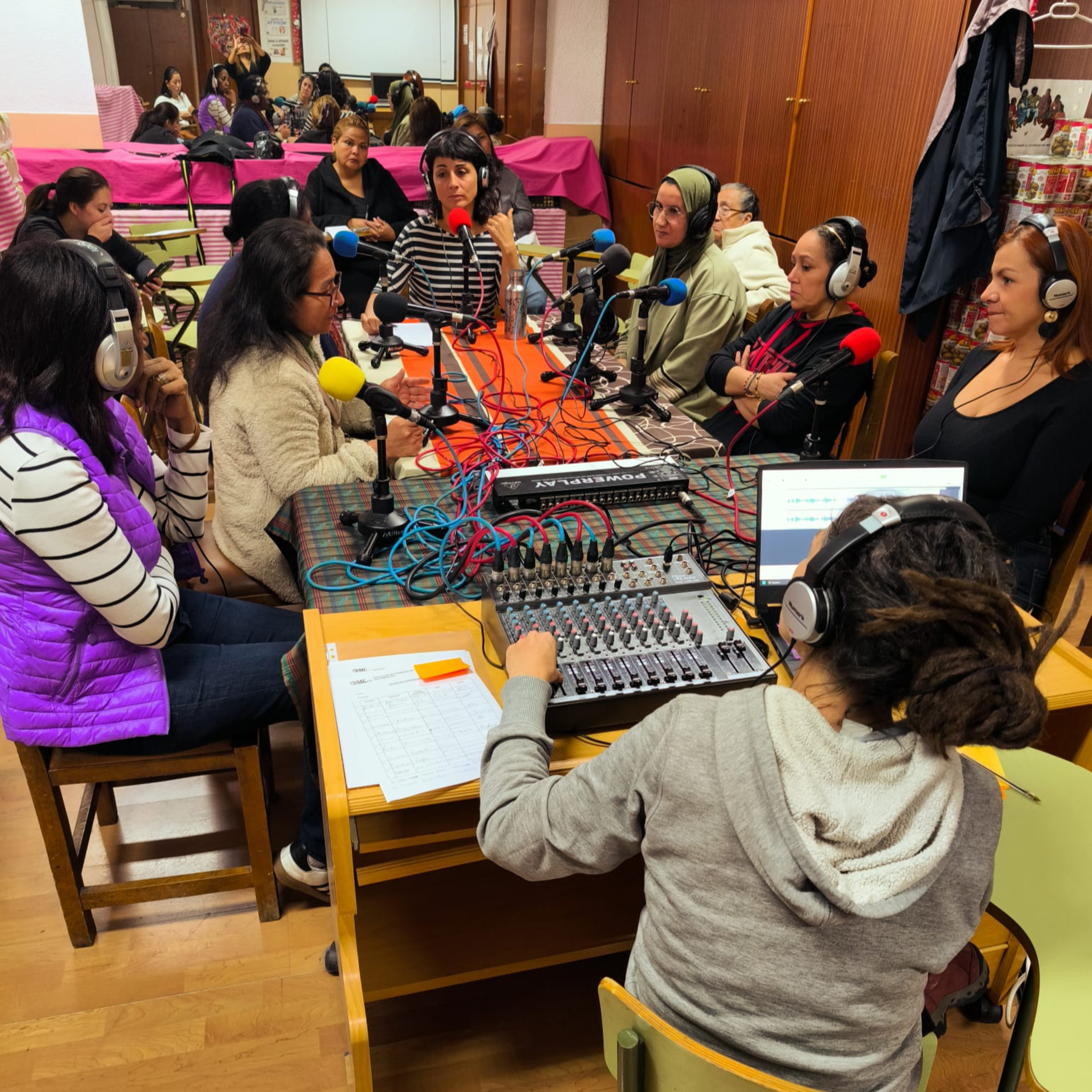 Portada de Diversidad OMC Radio