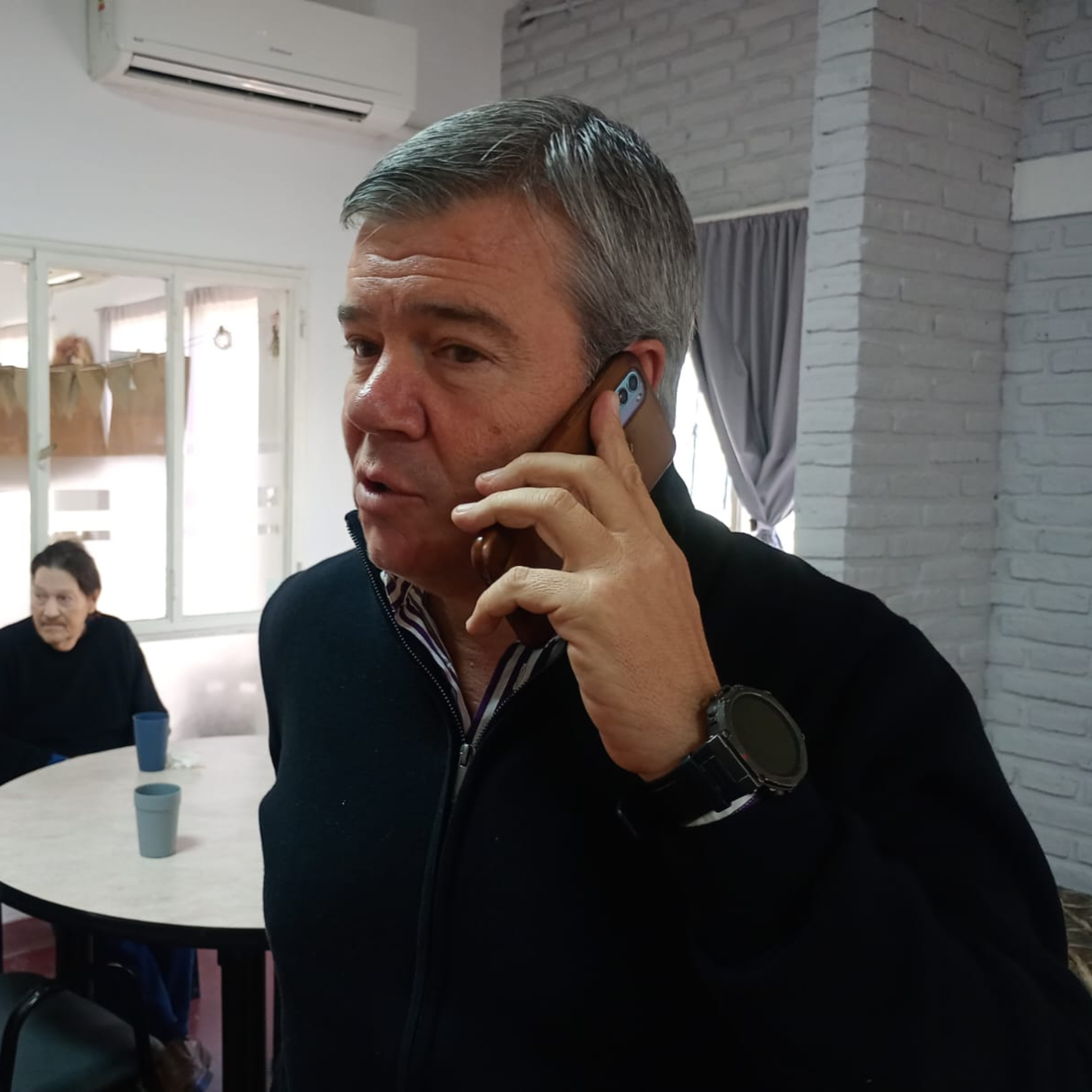 El Ministro Alvarez dijo presente esta mañana en el Hogar Don Bosco episode artwork