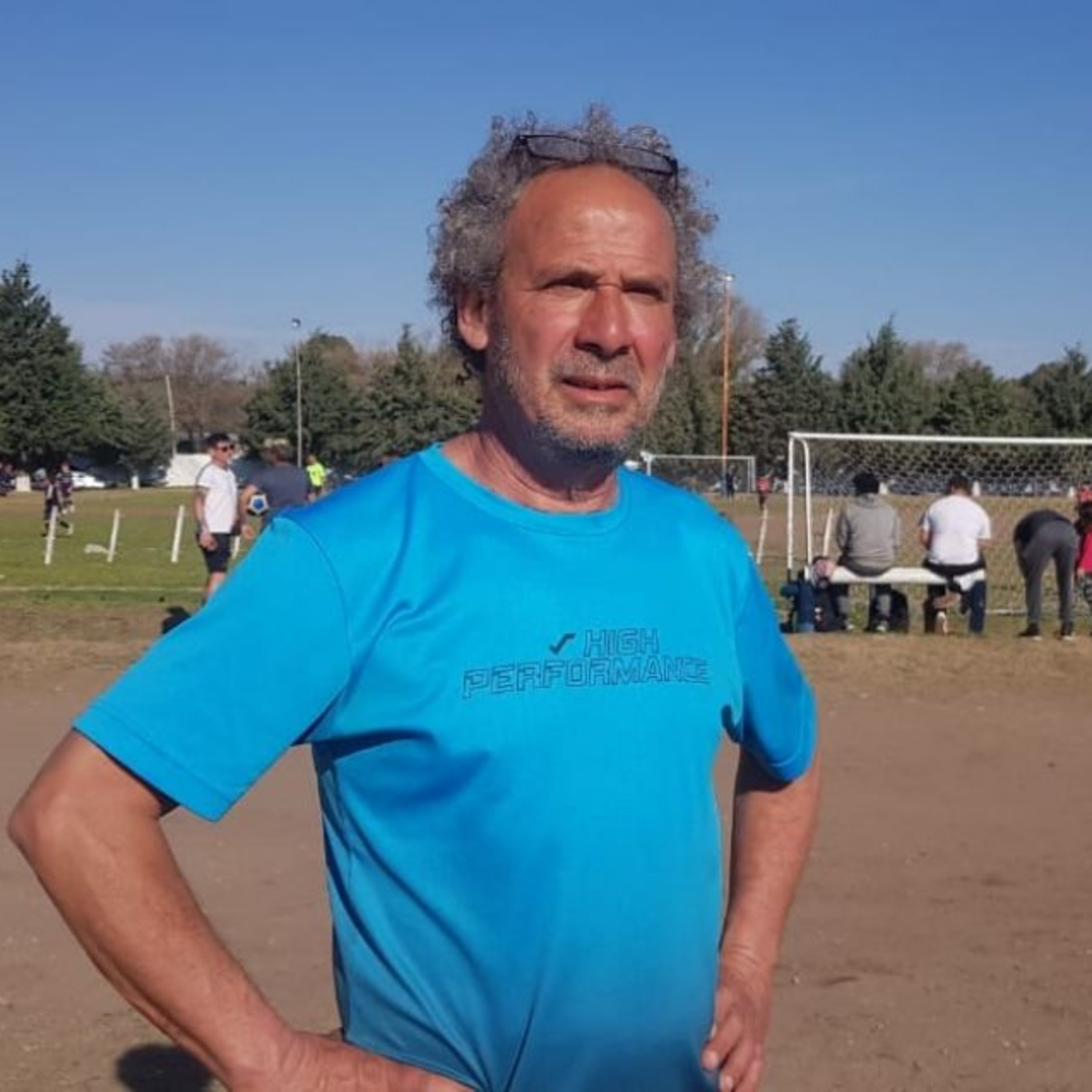 "Chule" González reflexionó sobre el rol formador del deporte: "El club y la escuela tienen la misma importancia" episode artwork