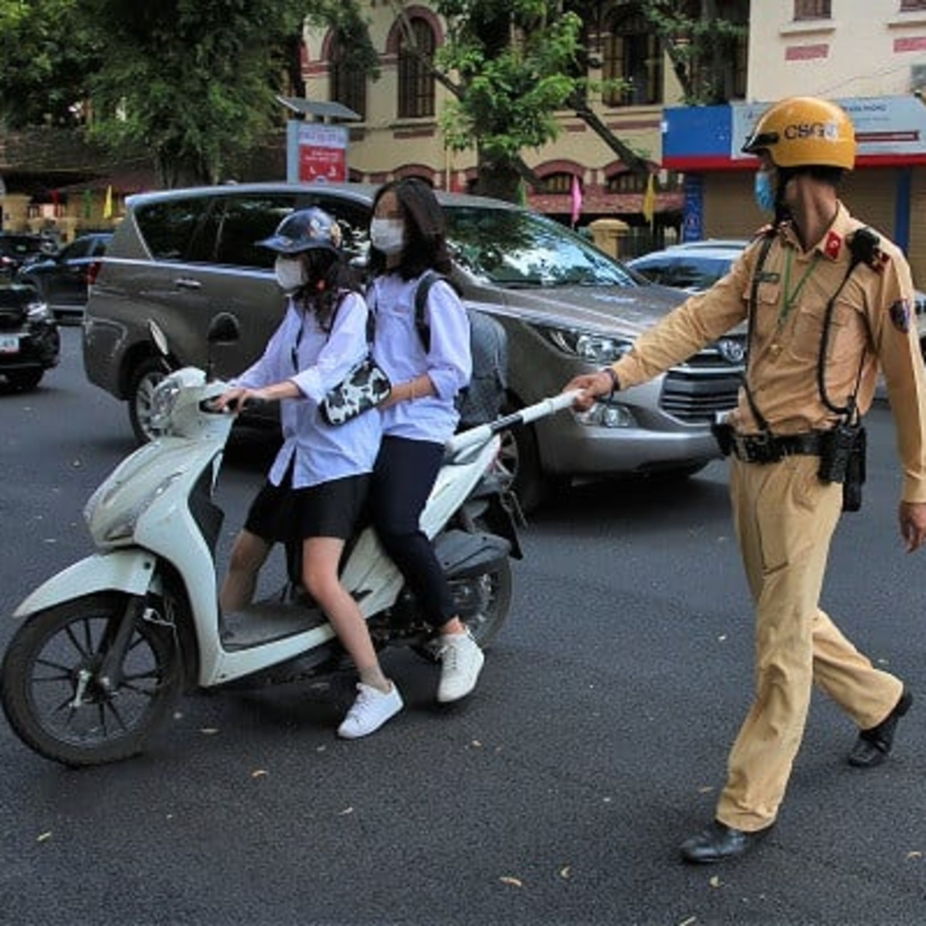 An toàn giao thông cho học sinh: Không để những rủi ro rình rập episode artwork