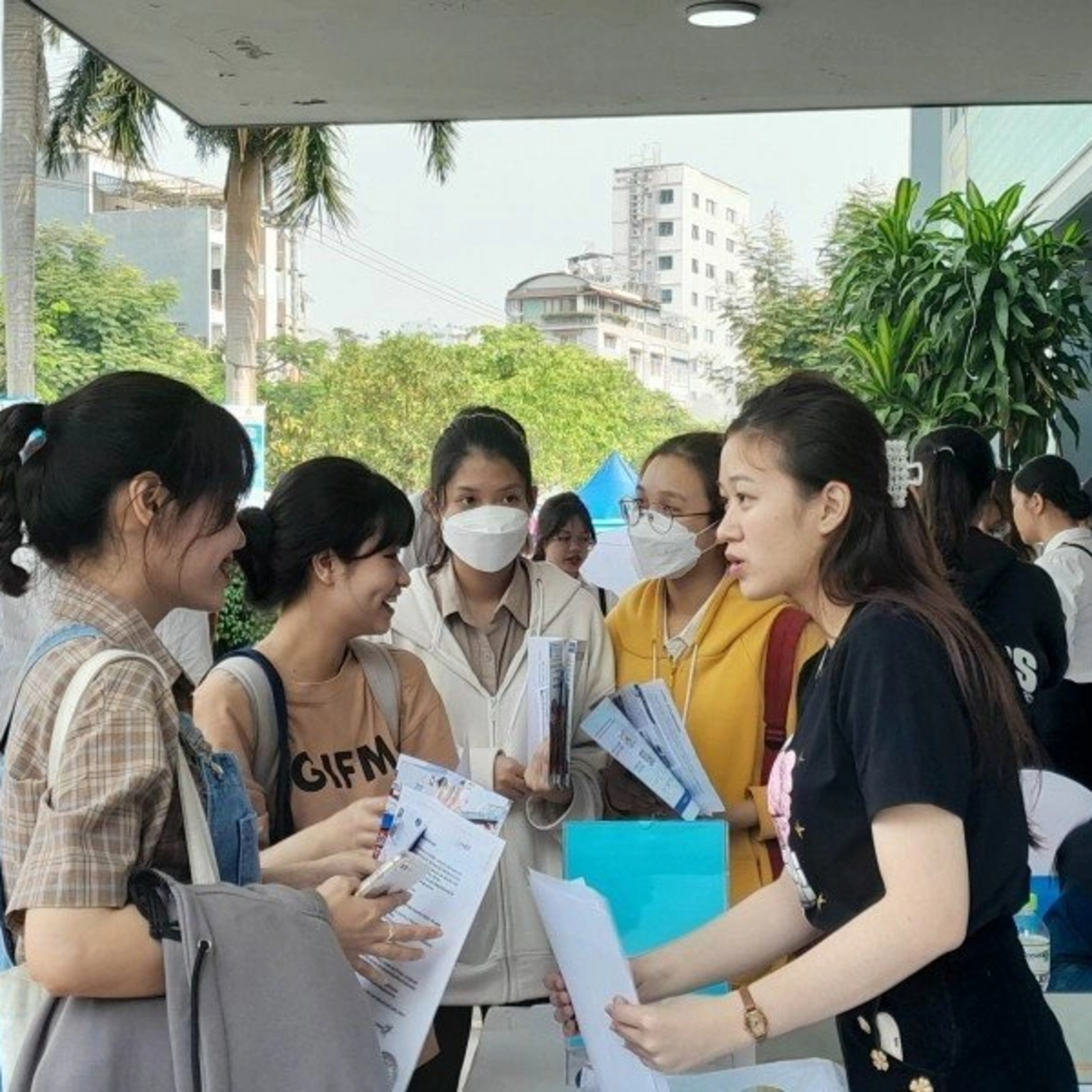 Chăm lo cho người lao động thời điểm Tết Nguyên đán cận kề episode artwork