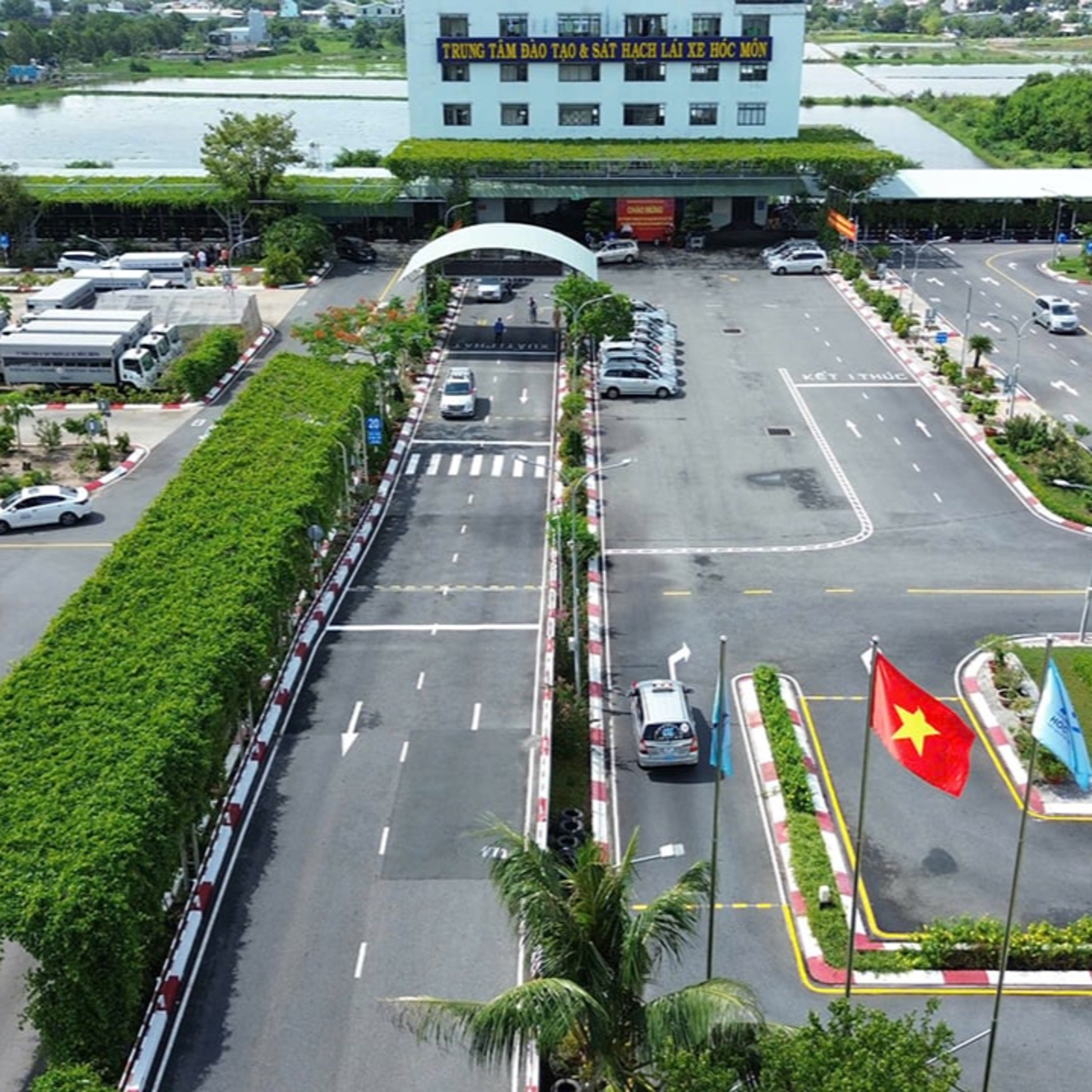 Hơn 700 nghìn người học lái xe chưa biết bao giờ được sát hạch episode artwork